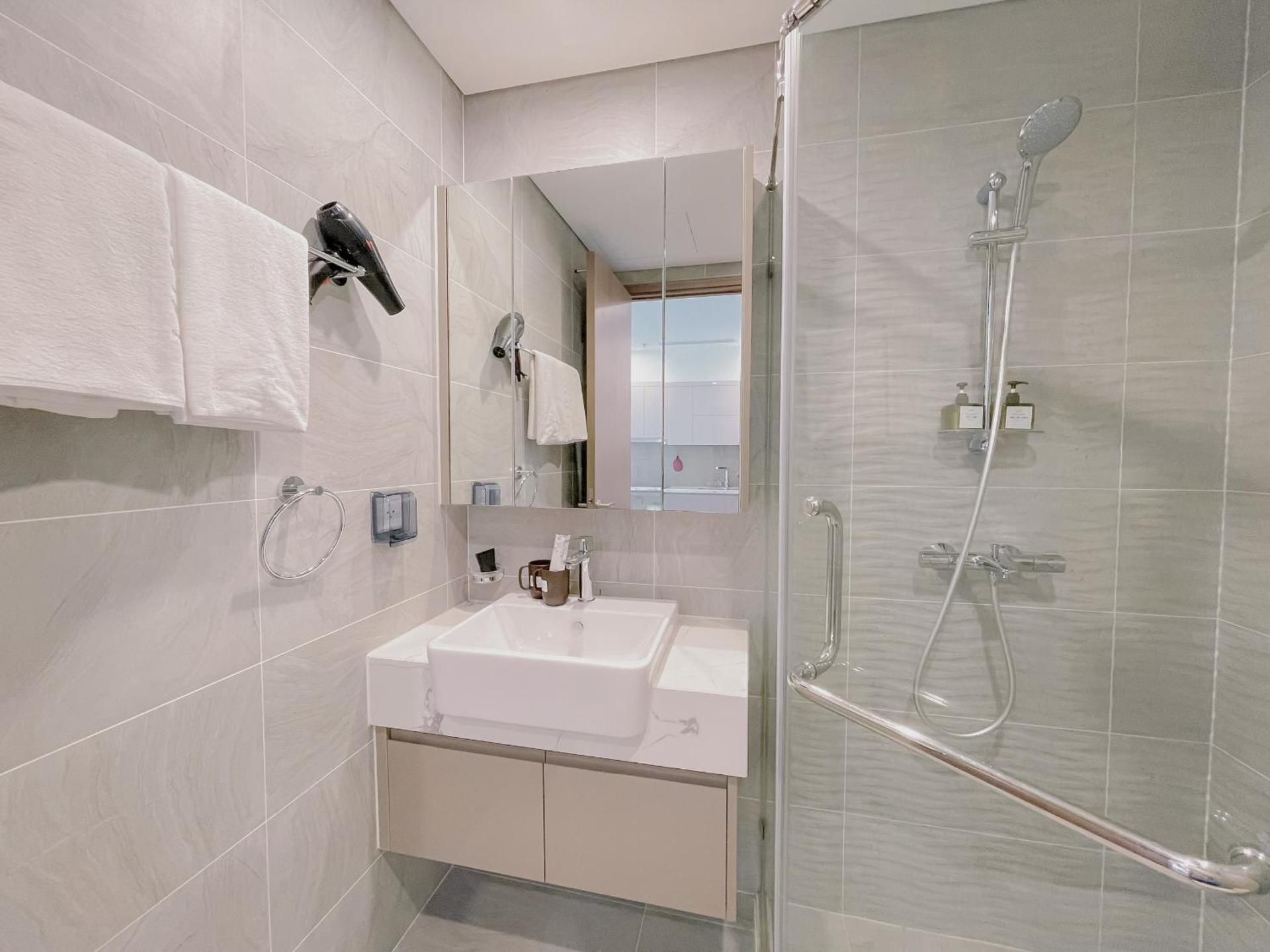 One-Bedroom Apartment with Balcony