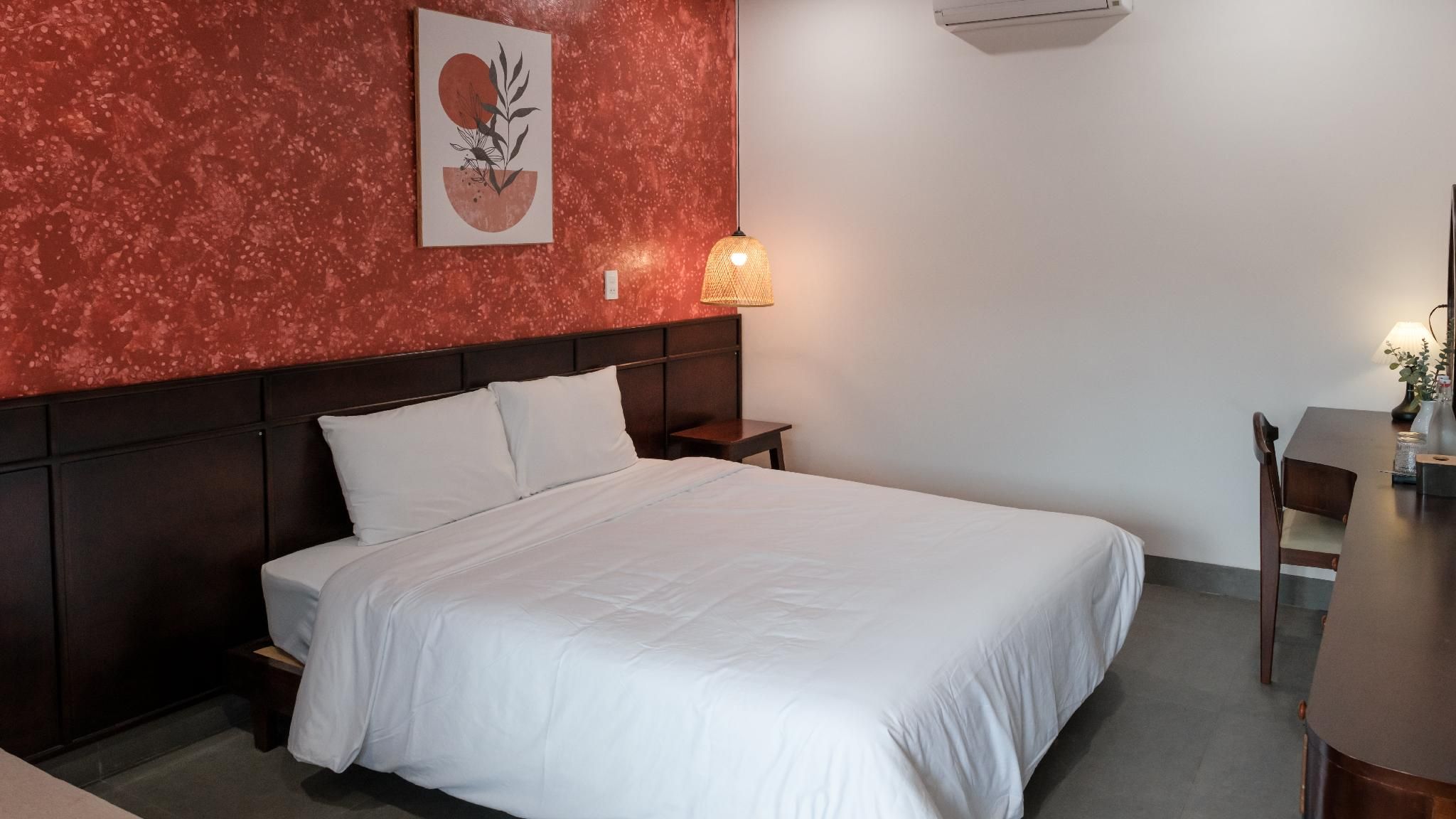 Superior - 1 King Bed