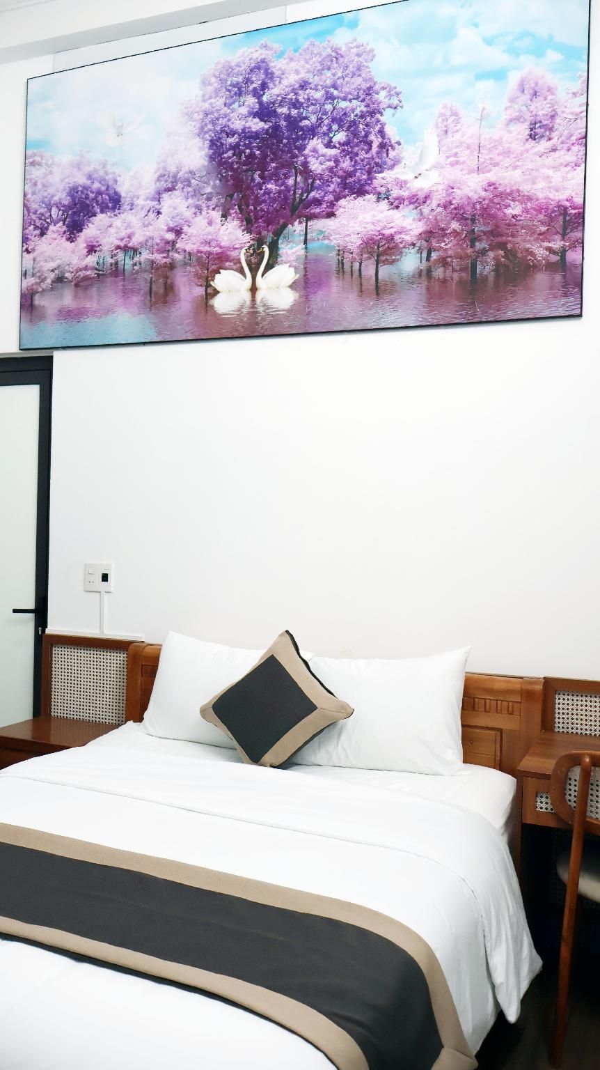 Standard - 1 Queen Bed, Non-Smoking