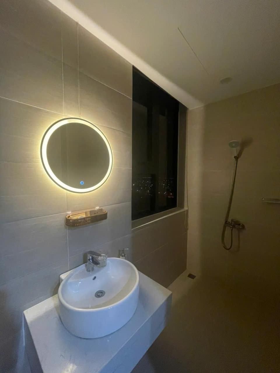 Three-Bedroom Apartment with Balcony