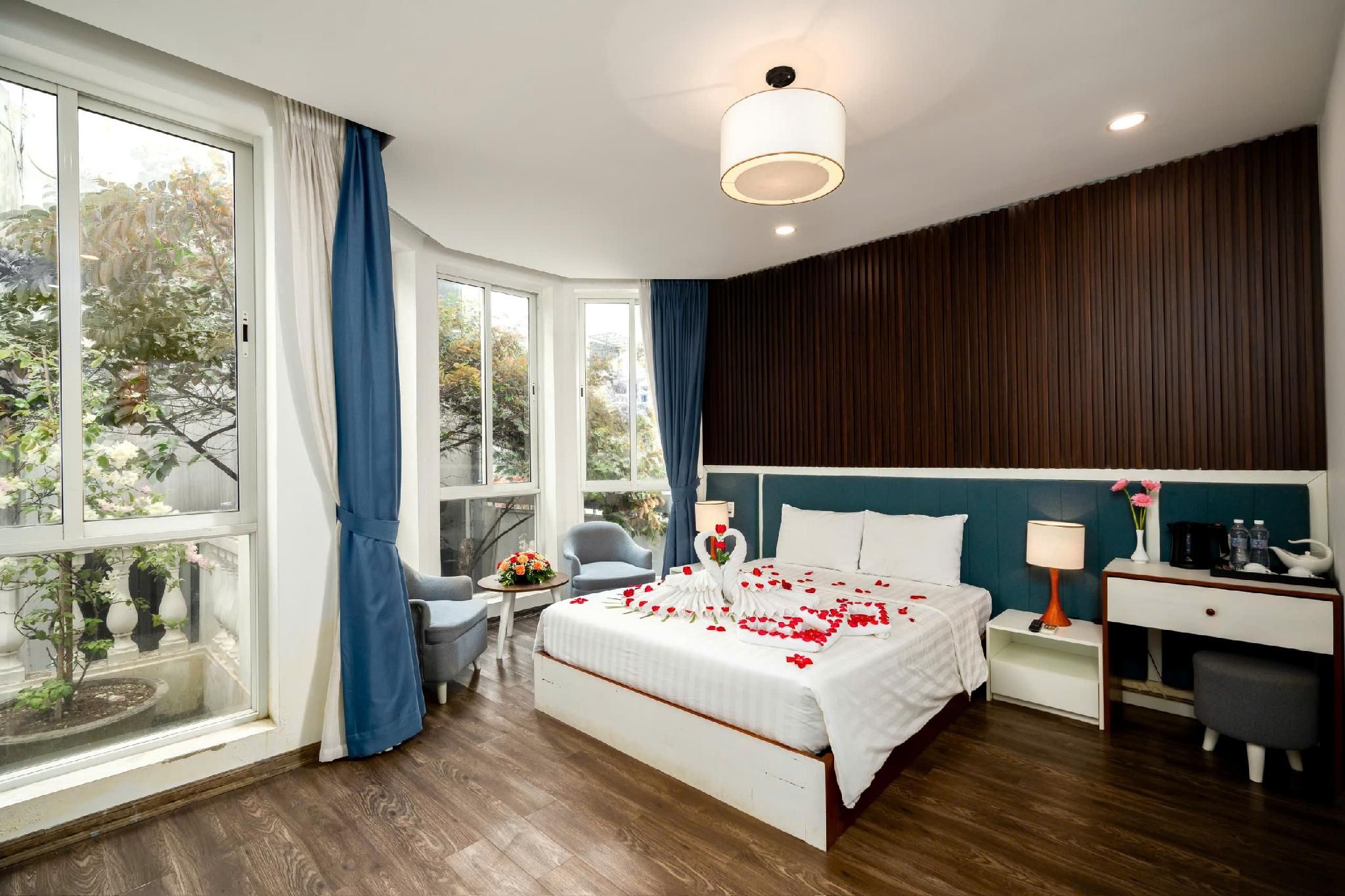 Double Room with View