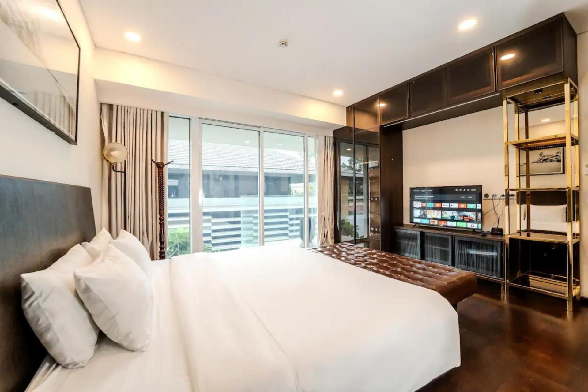 Four-Bedroom Apartment