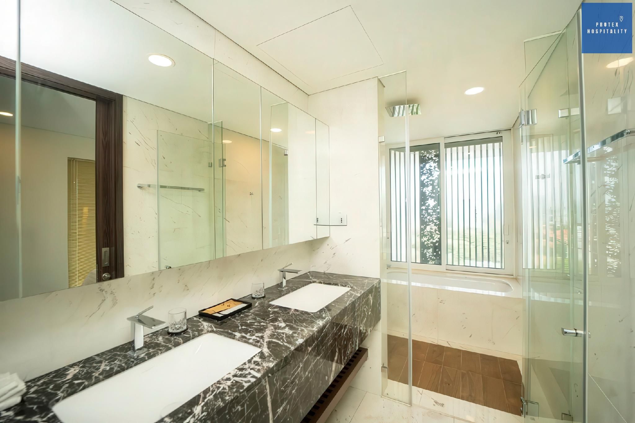 4 Bedroom Apartment