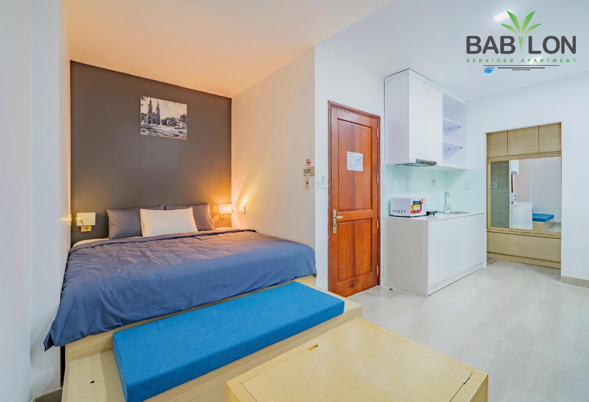 Studio Apartment