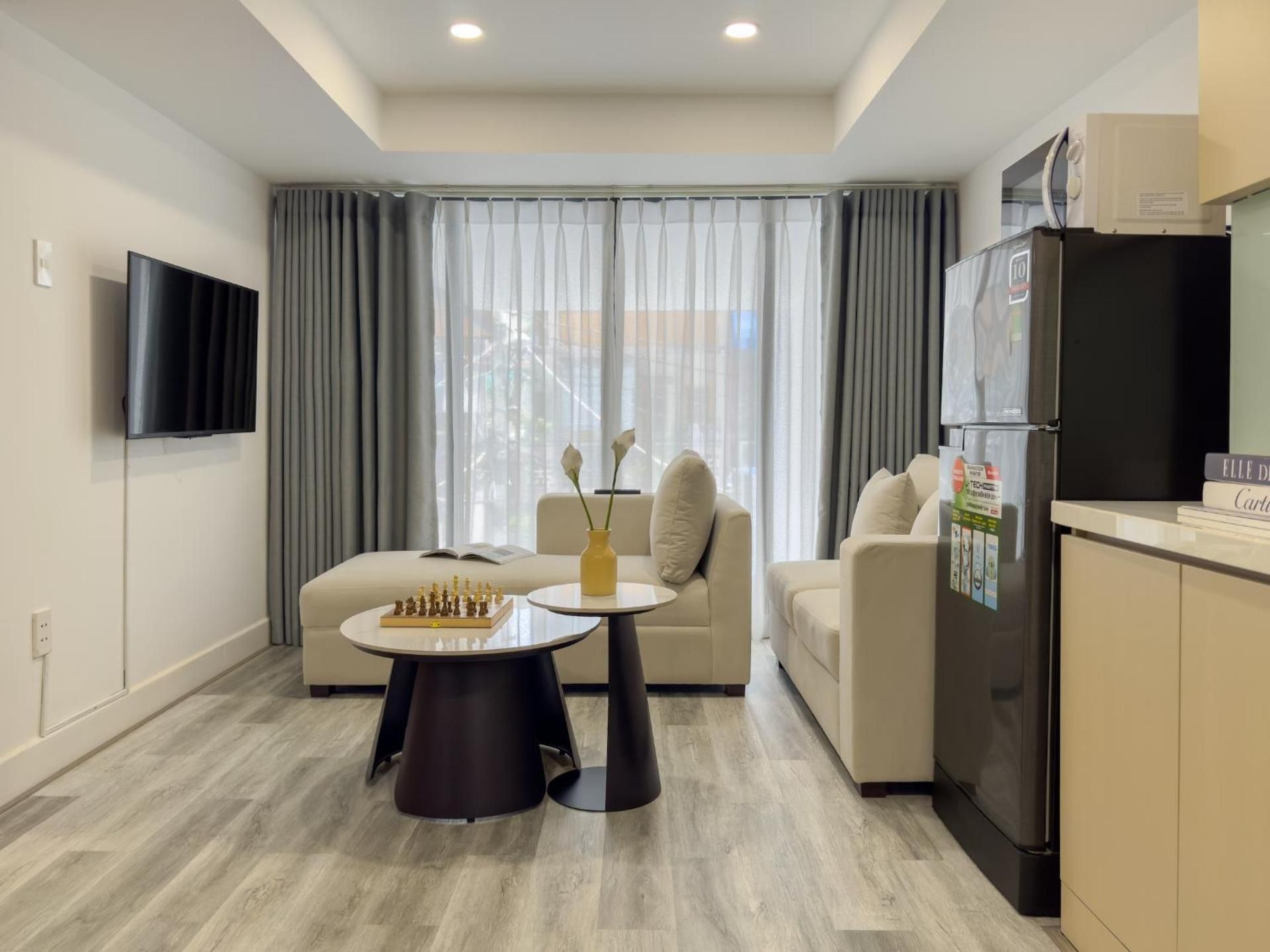 Superior One-Bedroom Apartment