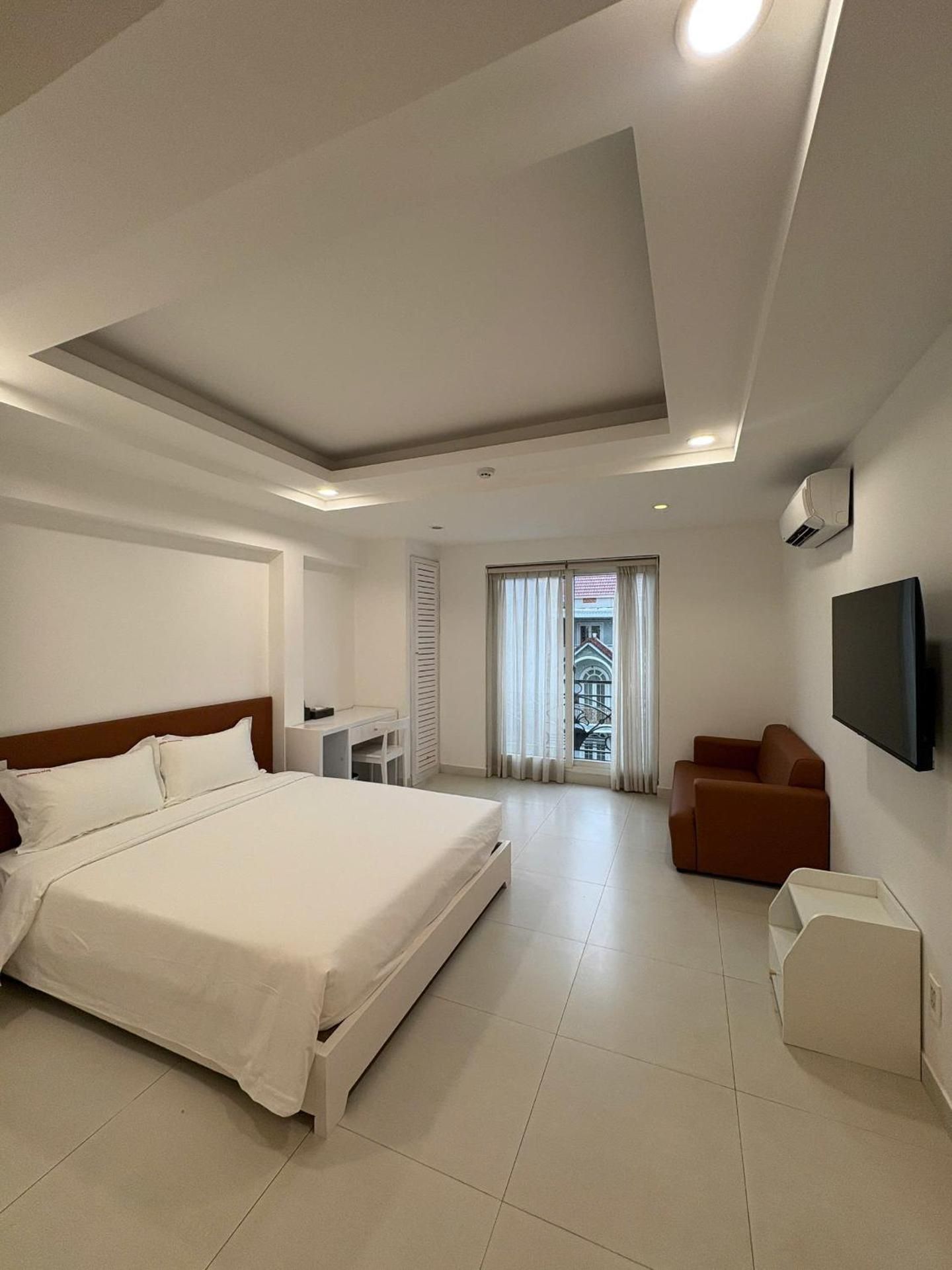Deluxe Double Room with Balcony