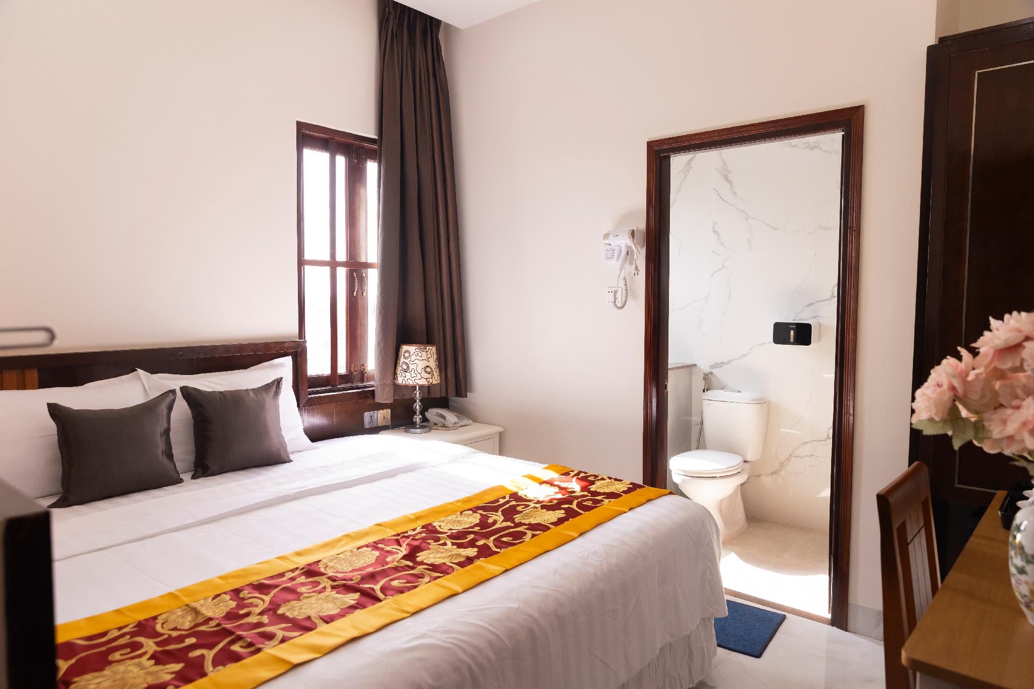 Deluxe Room Only
