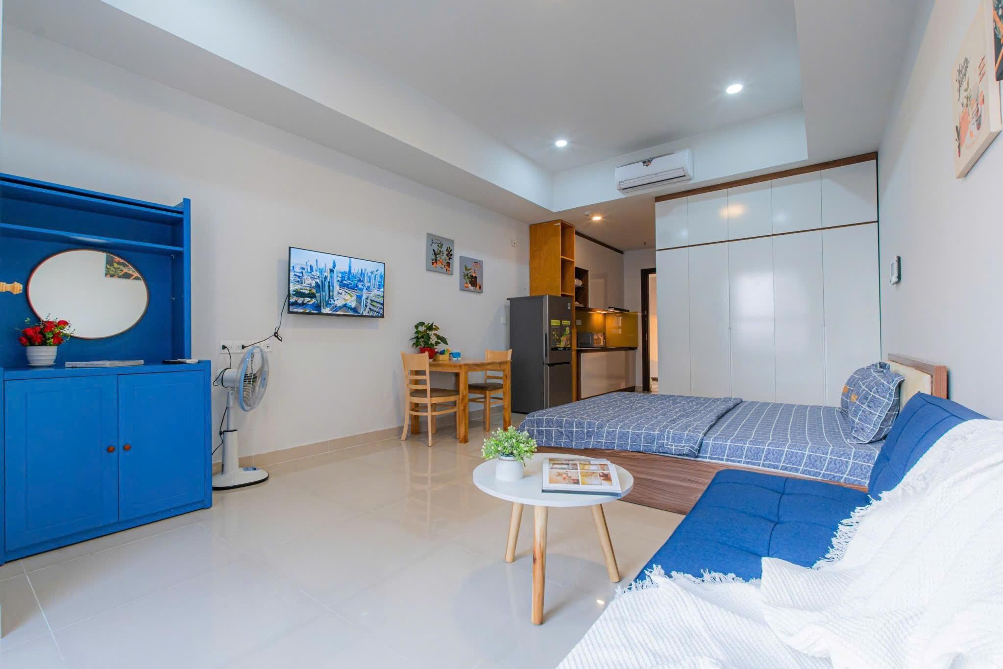 Studio Apartment