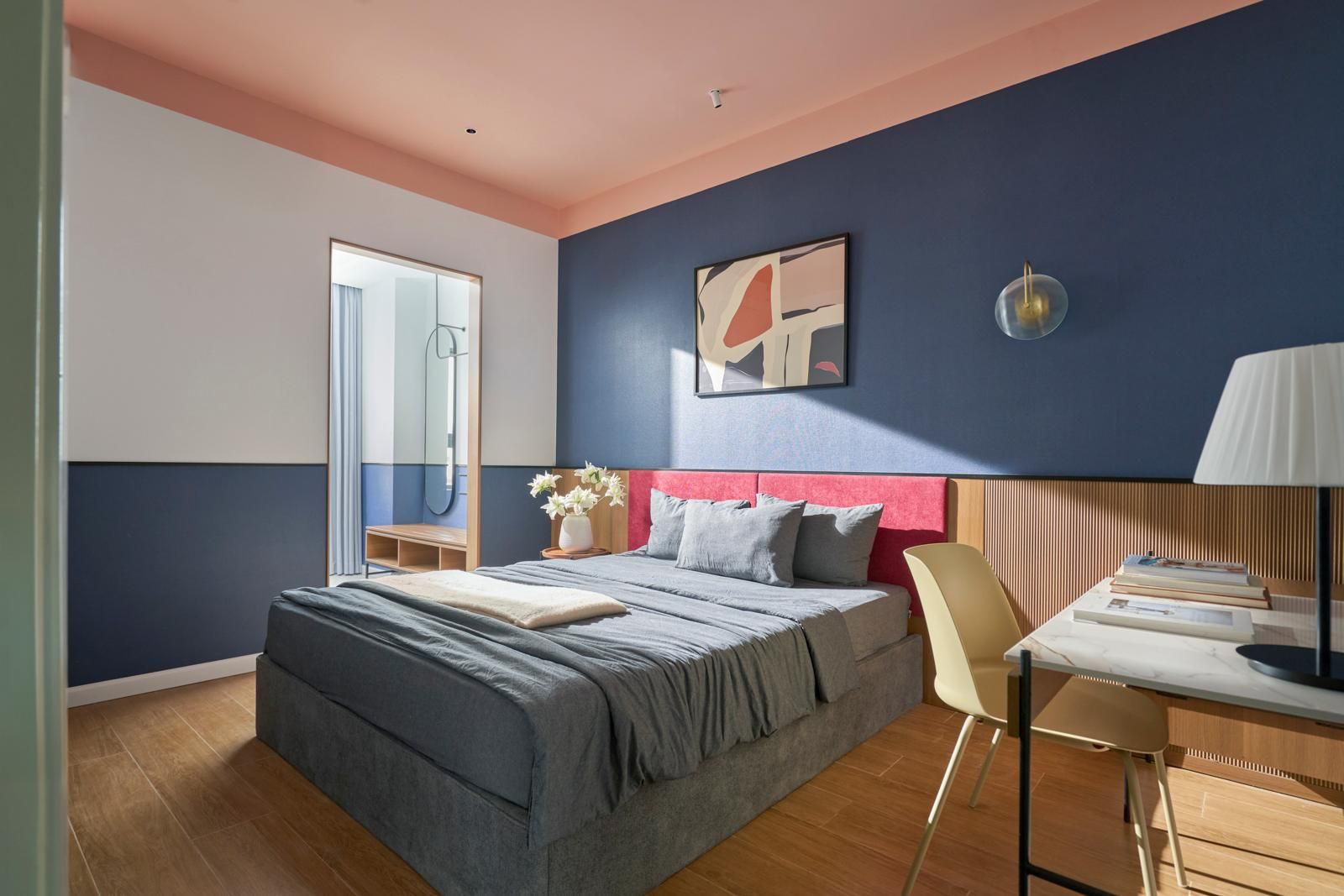 Standard Room with Window