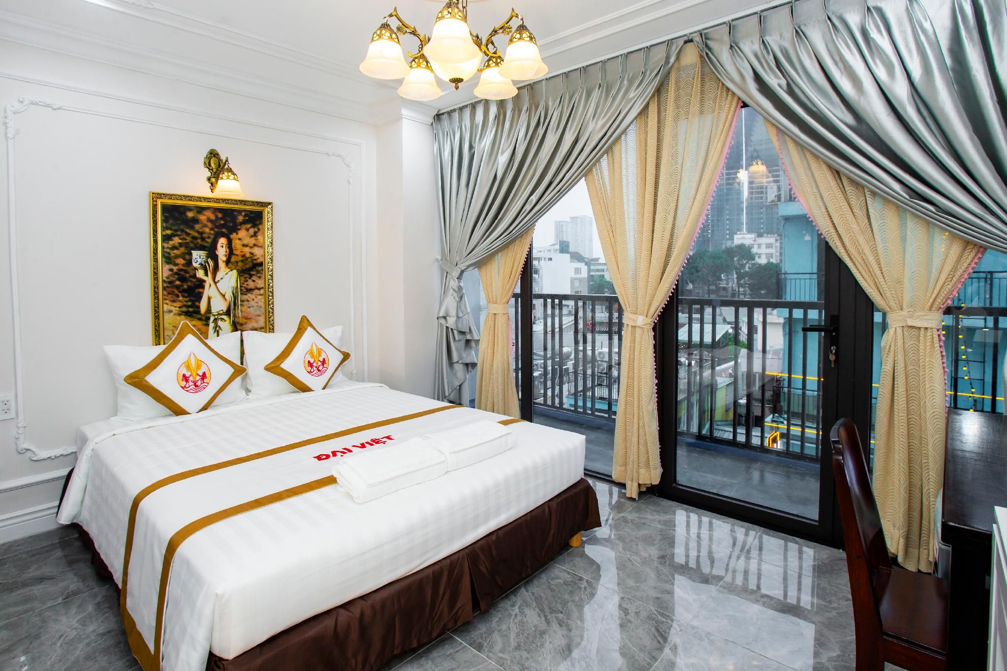 Suite City View Room