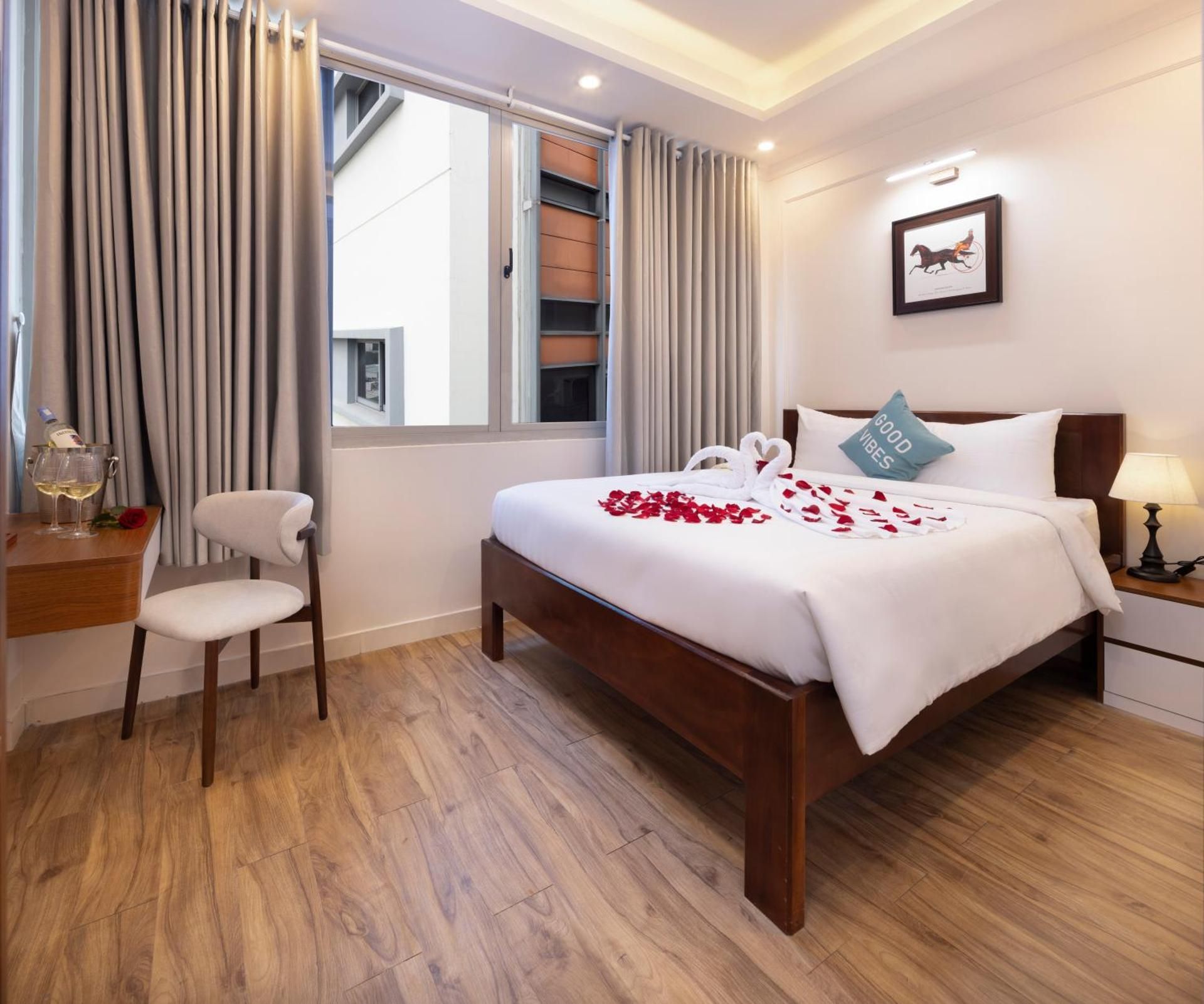 Diamond Crown Hotel Deluxe Double Room