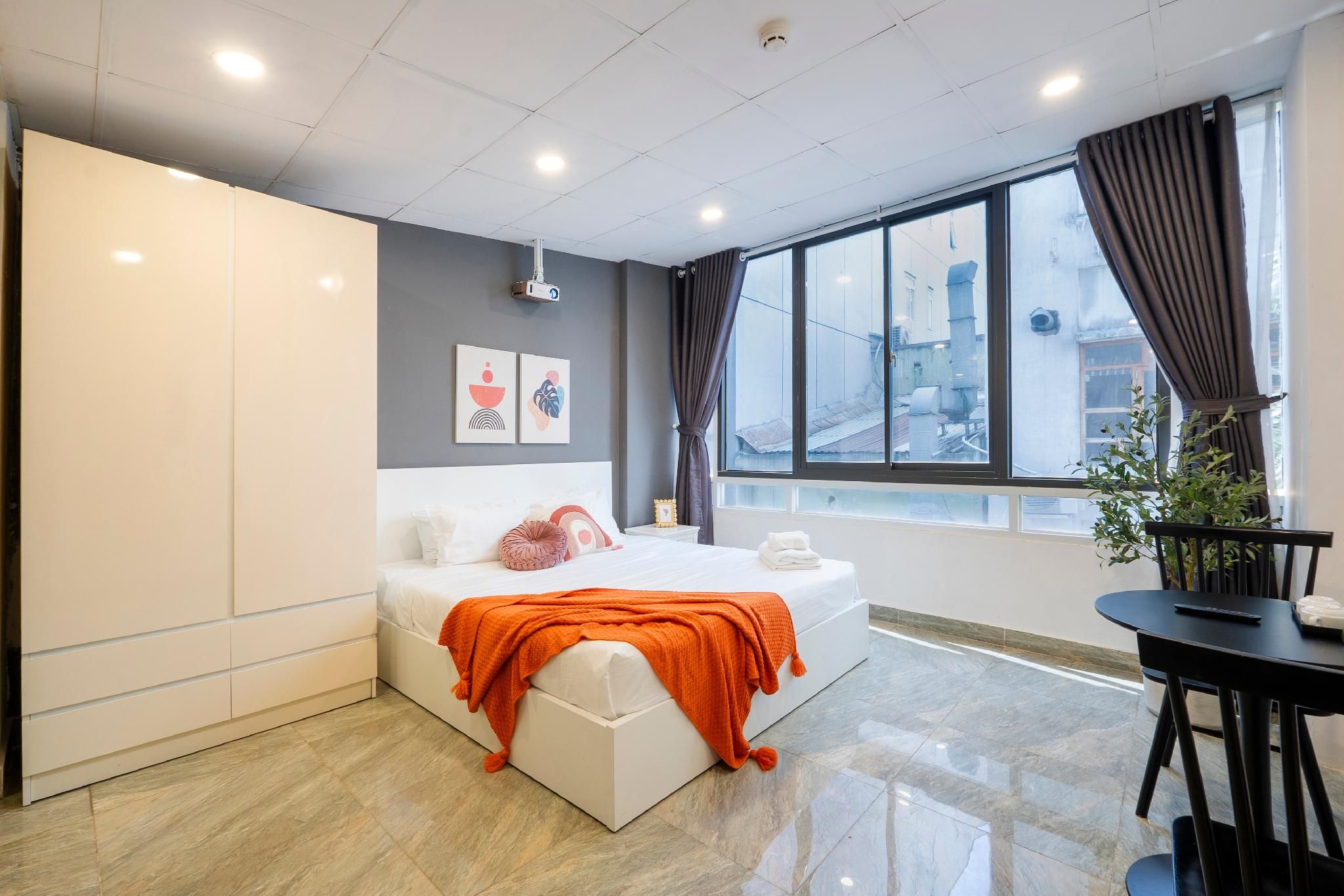 Deluxe King Bathtub