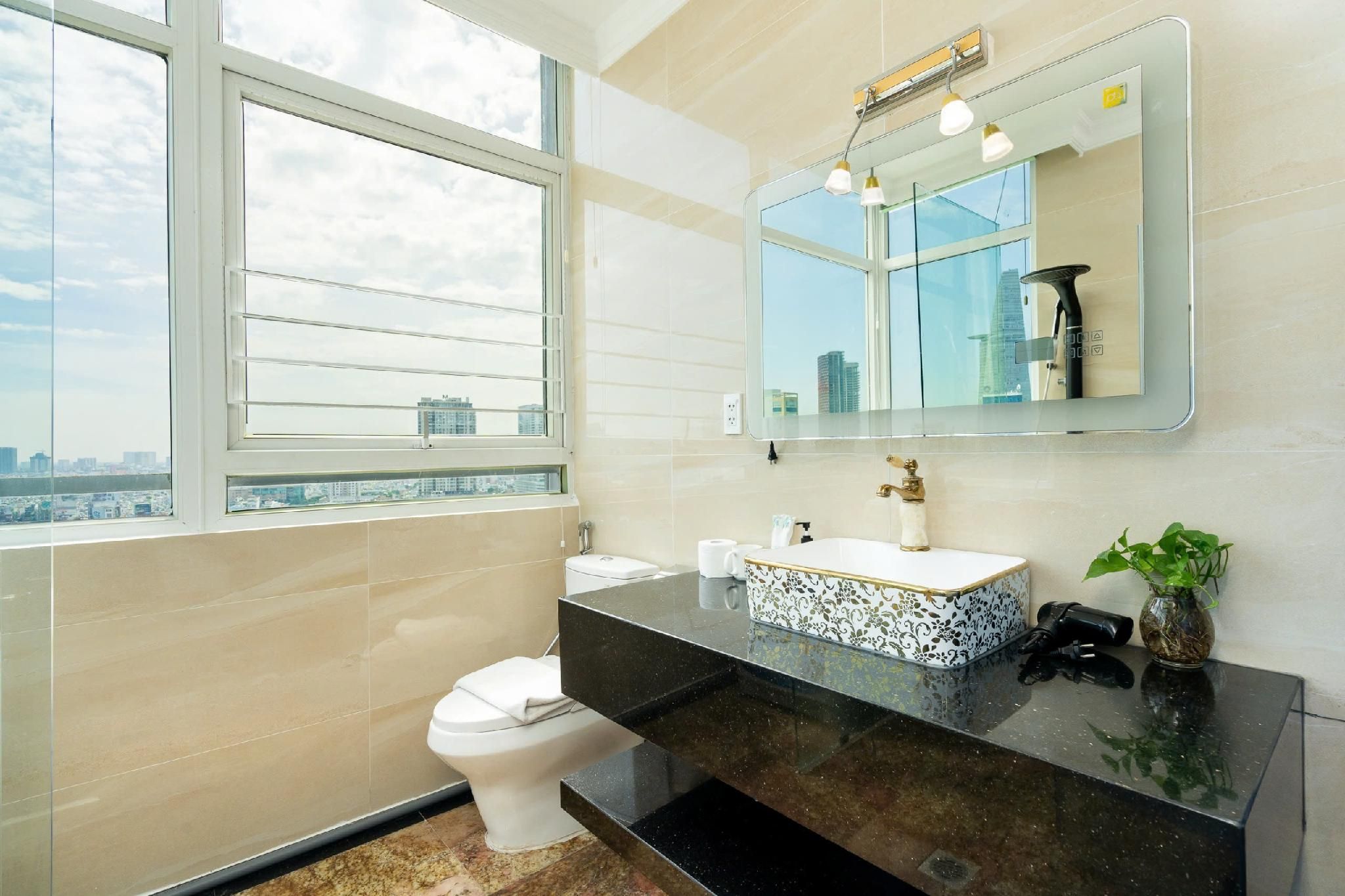 3-Bedroom Luxury Suite