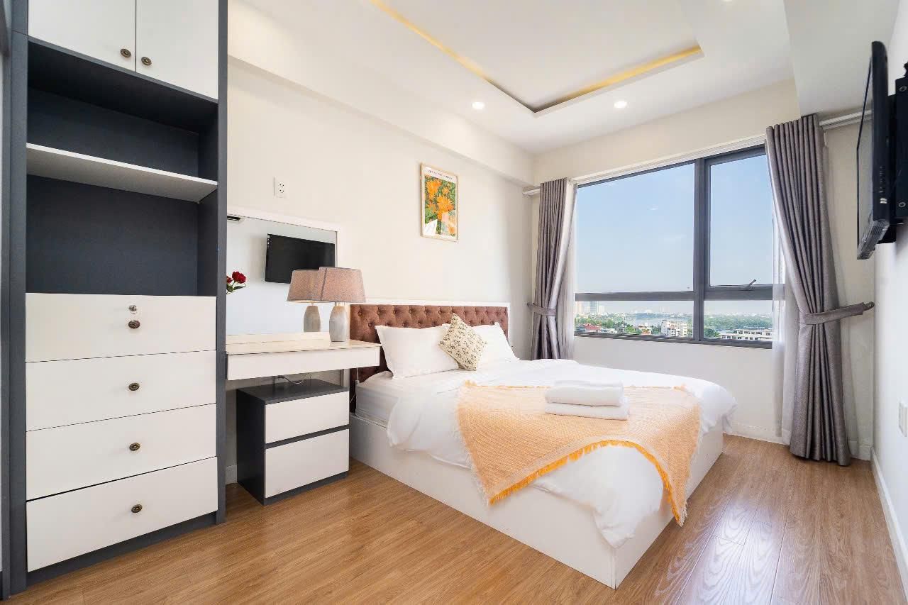 Deluxe Home