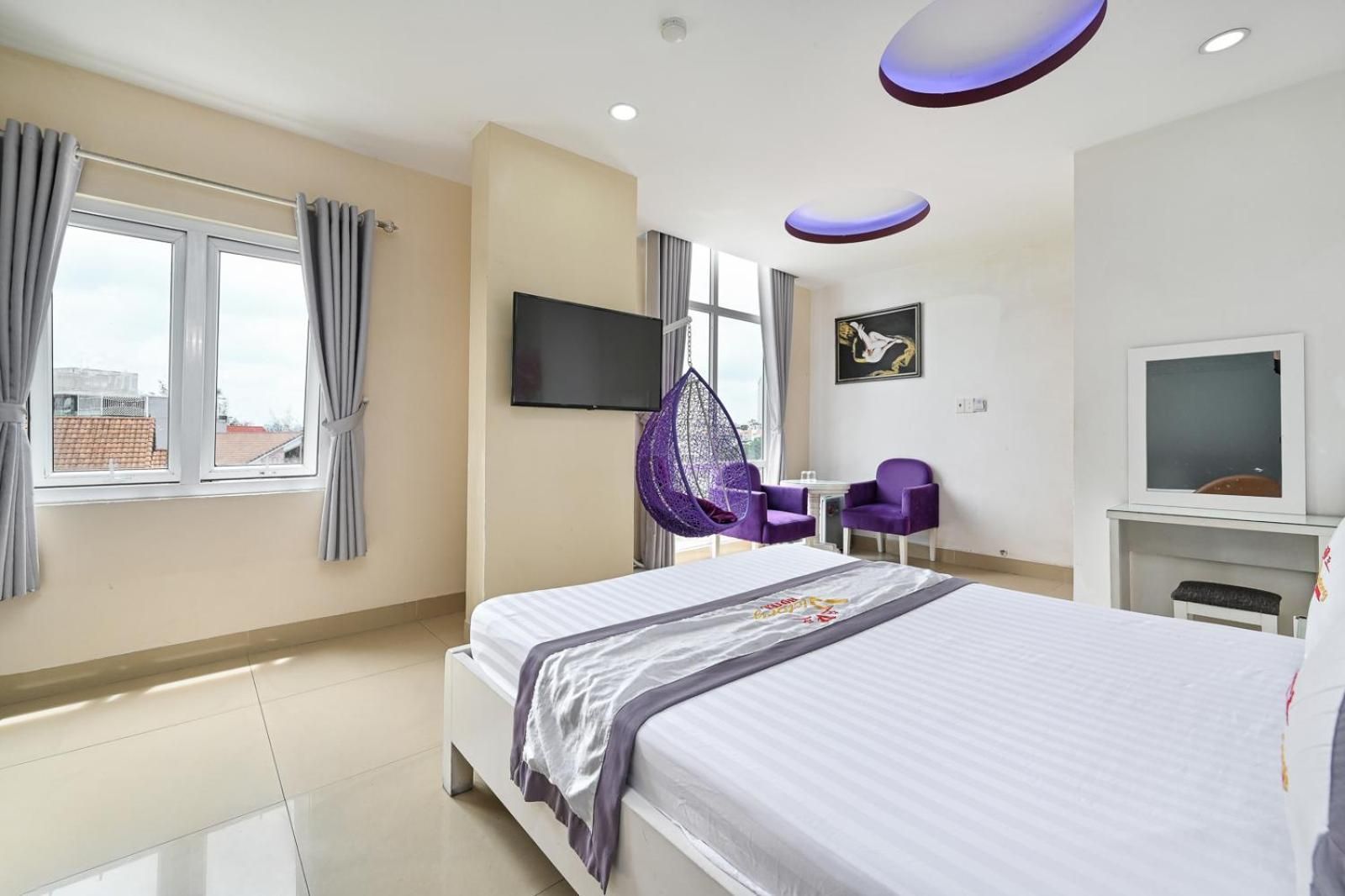 Suite with City View