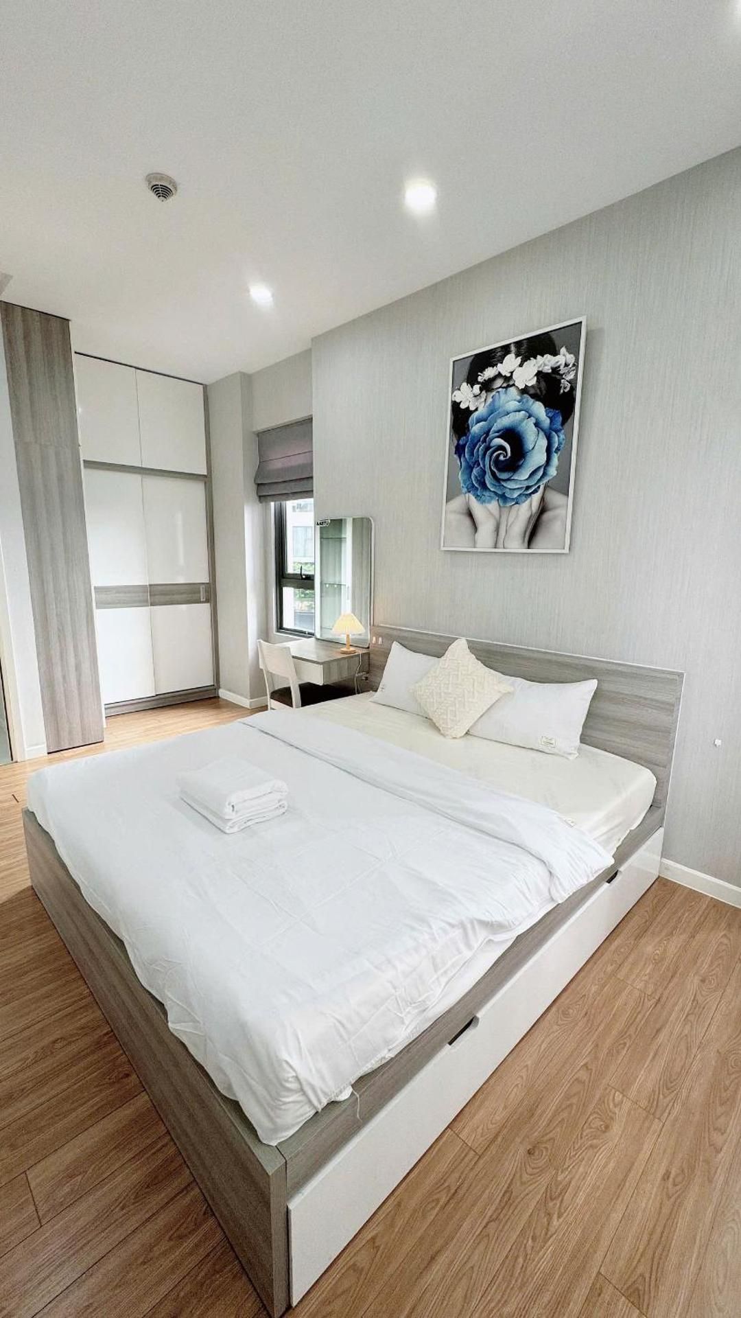 One-Bedroom Apartment with Garden