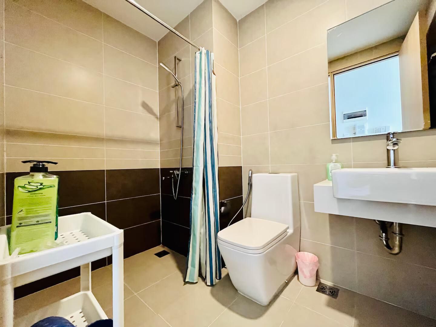 1-Bedroom Apartment