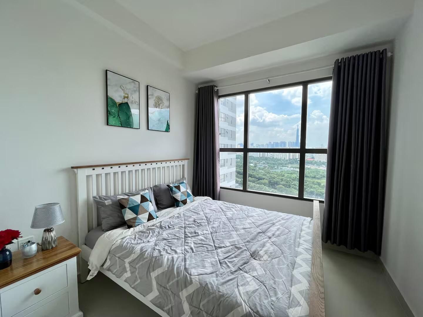 1-Bedroom Apartment