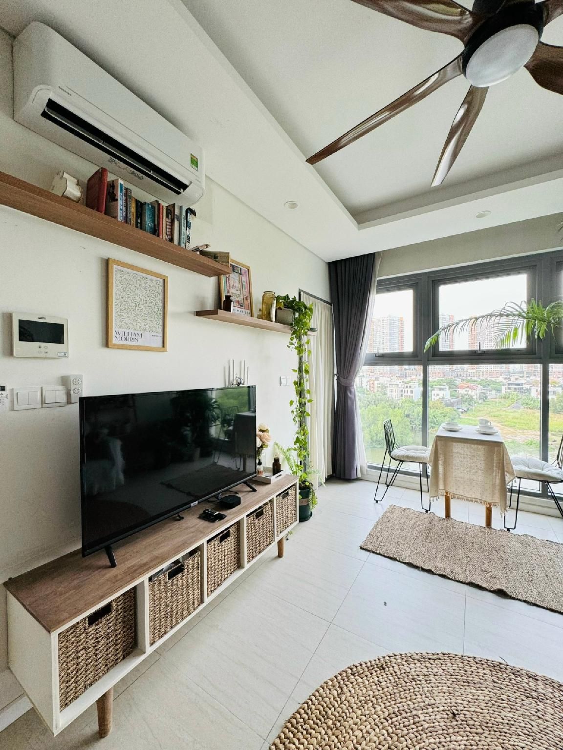 One Bedroom Apartment