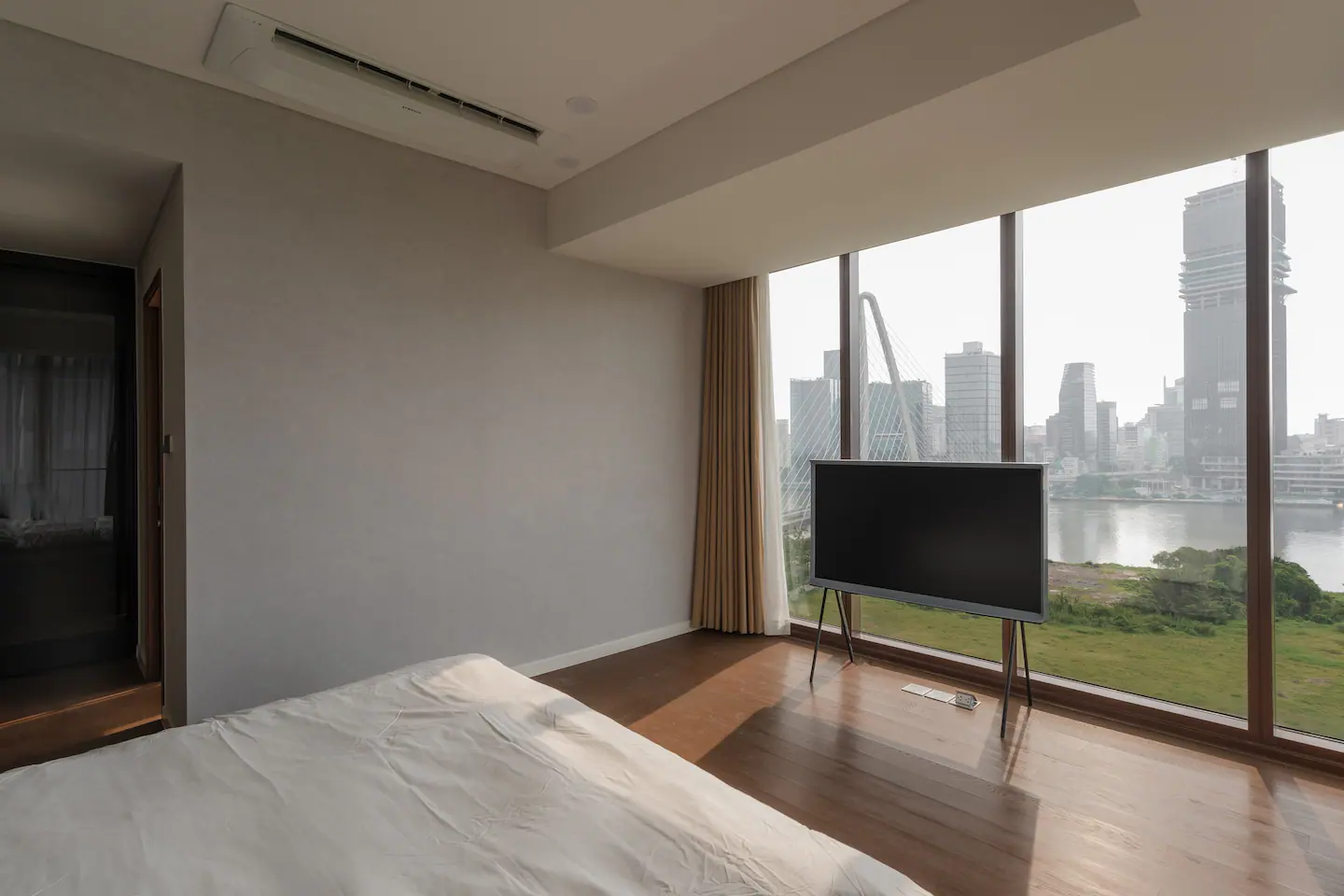 4 Bedroom Apartment