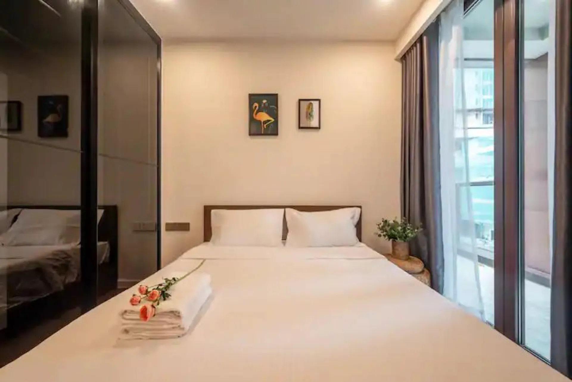 Apartment - 3 Bedrooms