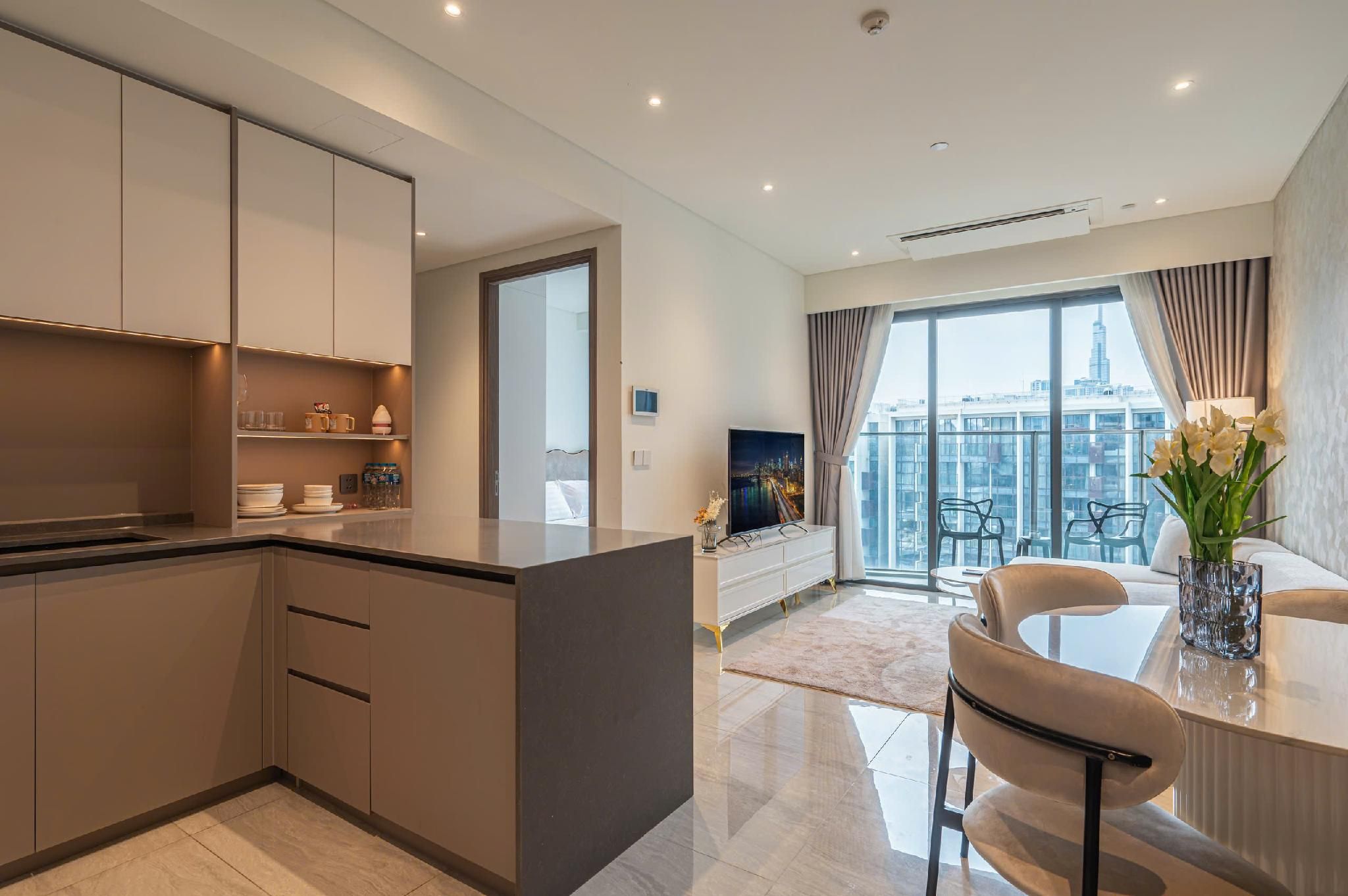 The Opera Metropole Skyline Apartments Family Room - Non Pet Friendly 3