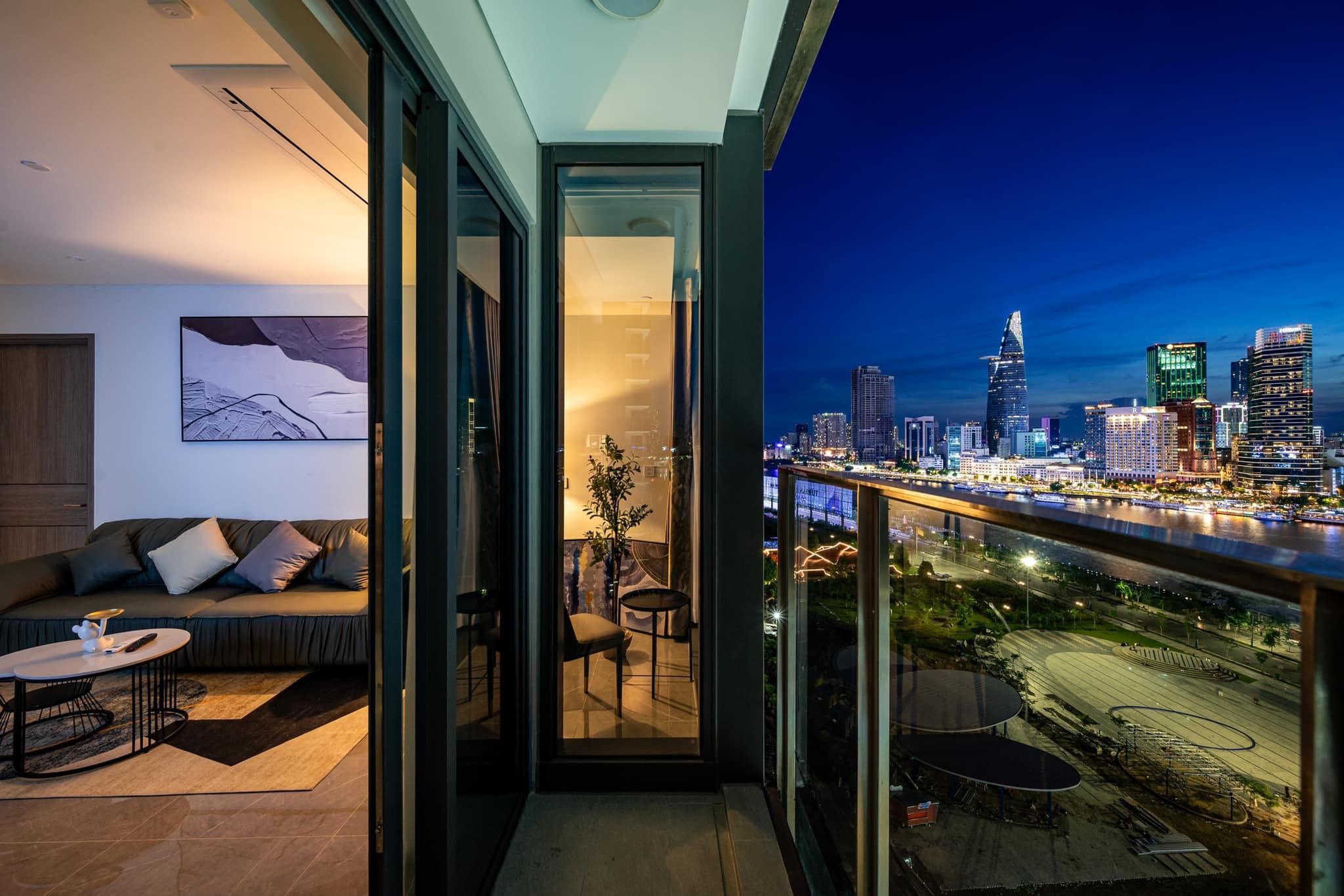 The Opera Metropole Skyline Apartments Three-Bedroom Apartment