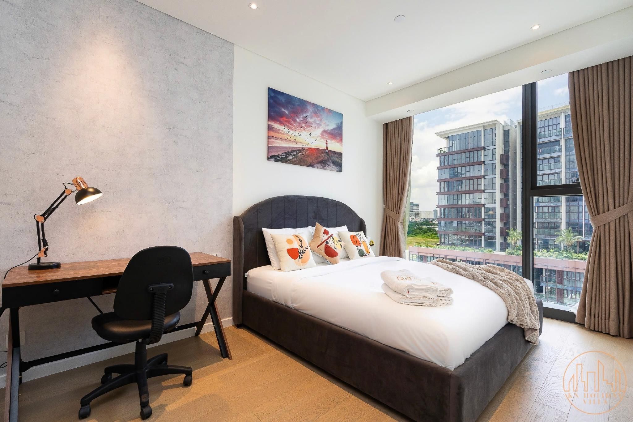 2 Bedroom River View