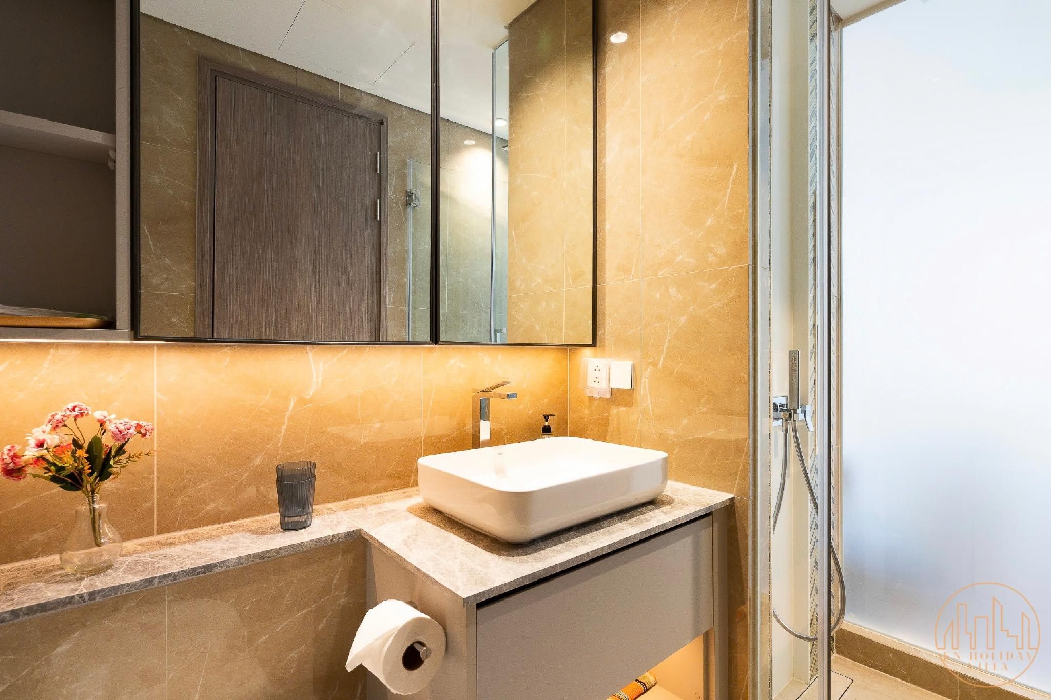 2 Bedroom River View