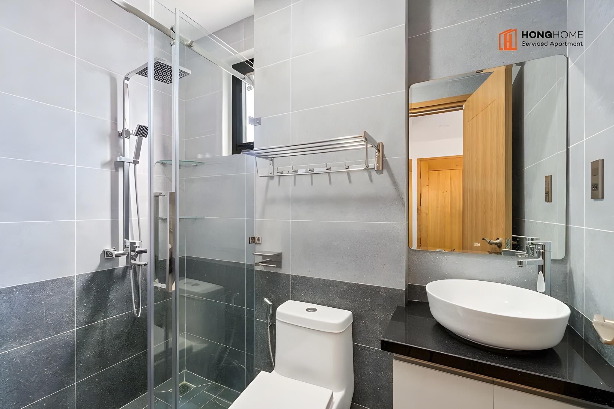Standard - 1 Bed Double Partial City View, Non-Smoking