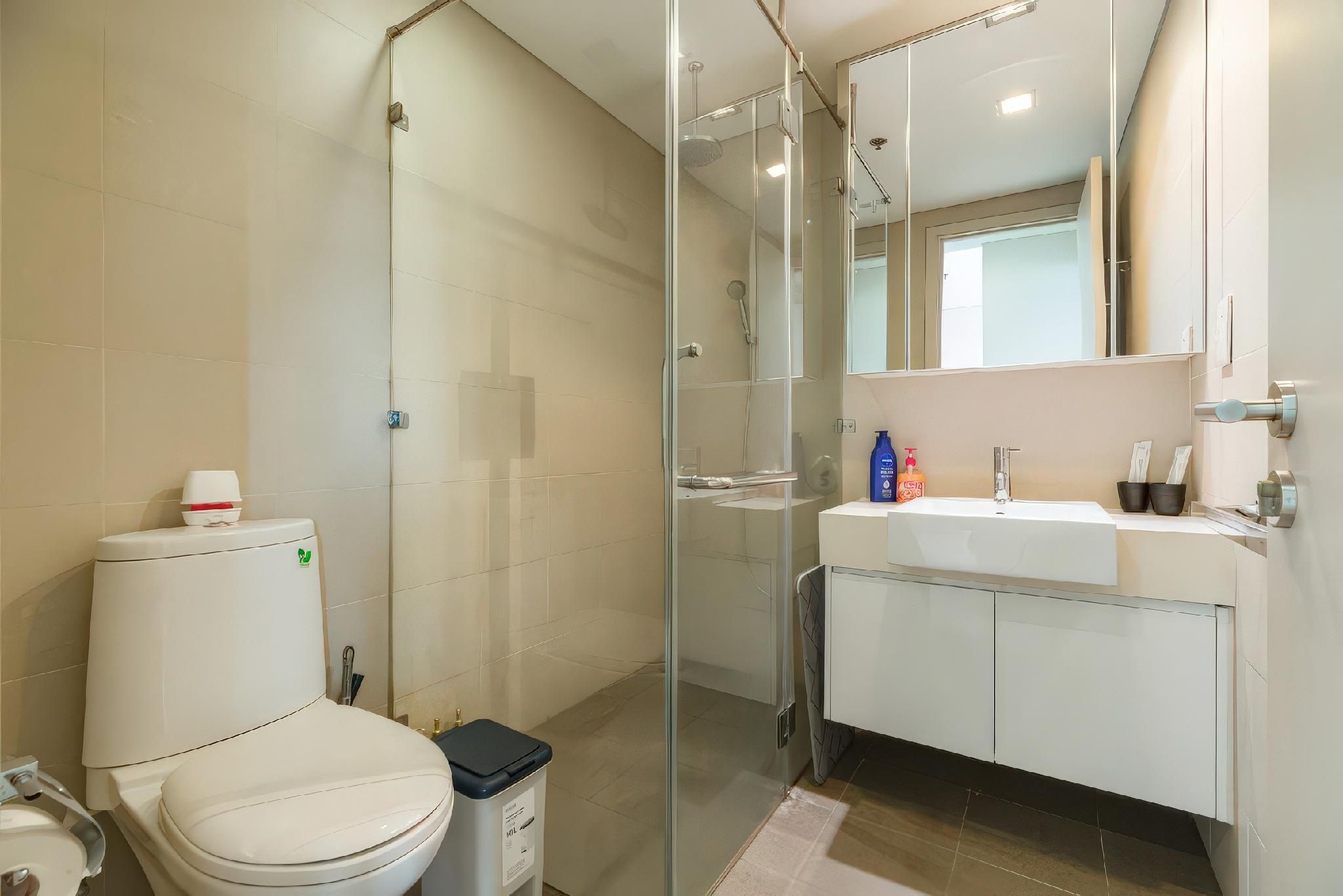 One Bedroom Apartment