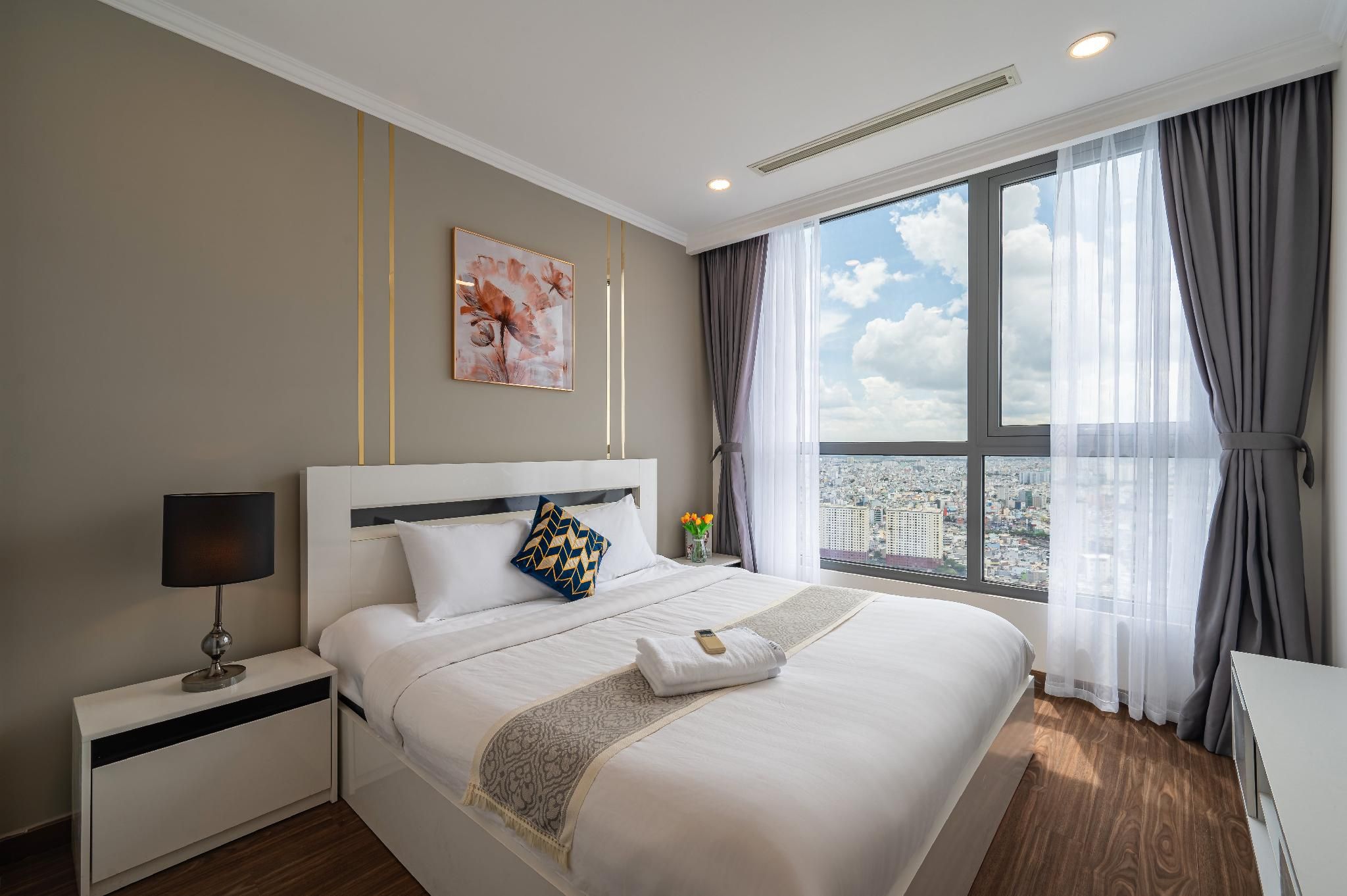 Superior Room - City View
