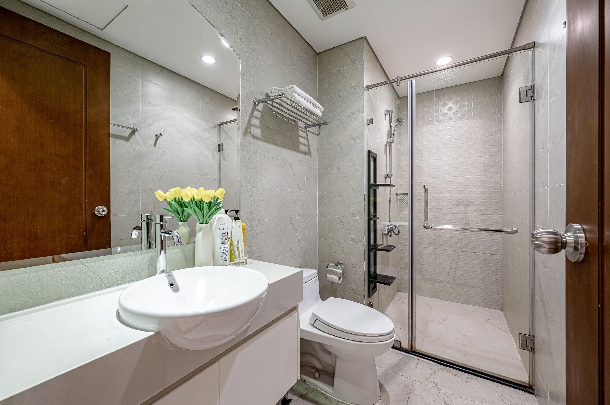 1-Bedroom Premium Apartment with Balcony