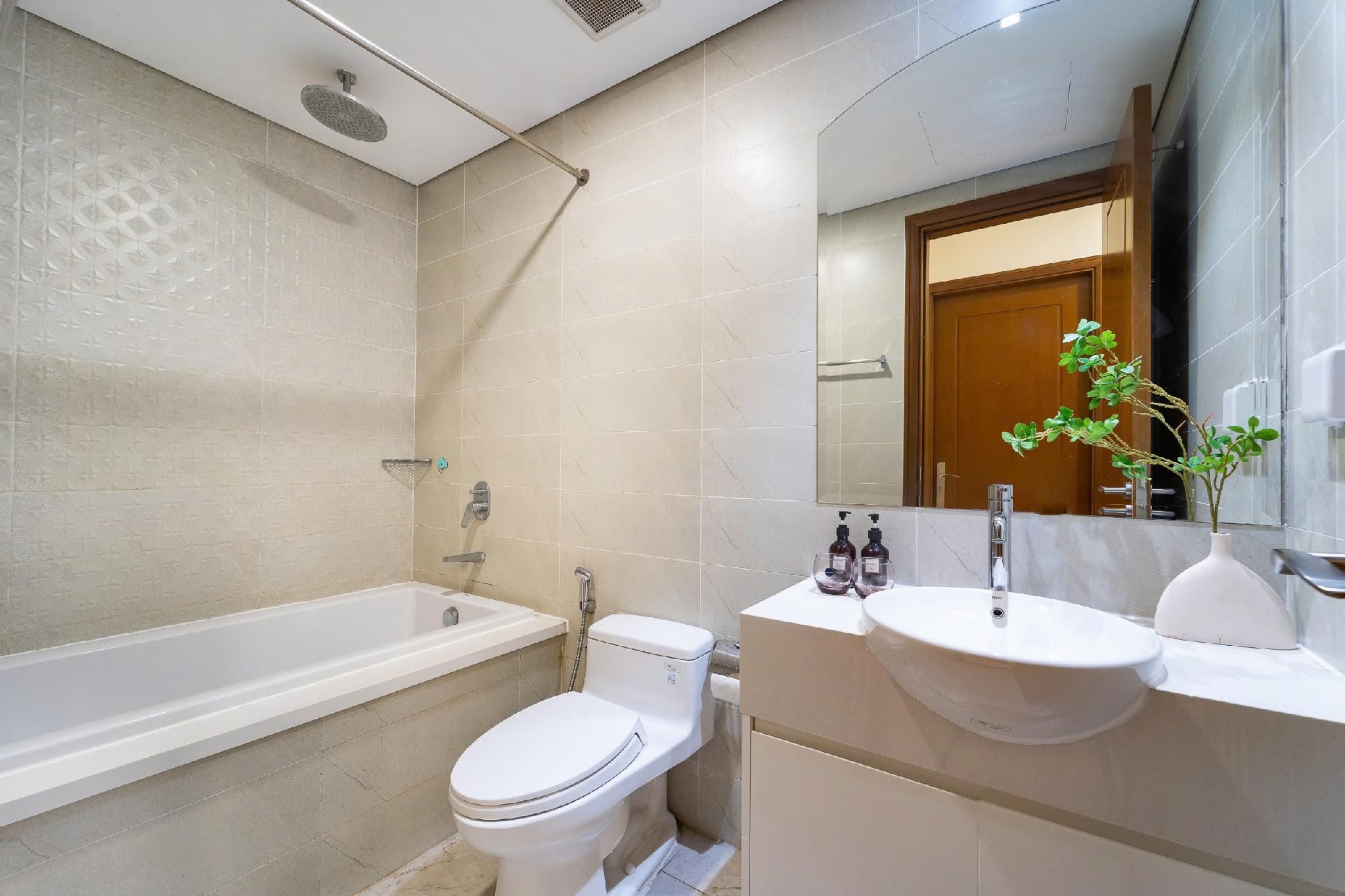 1-Bedroom Residence with Balcony