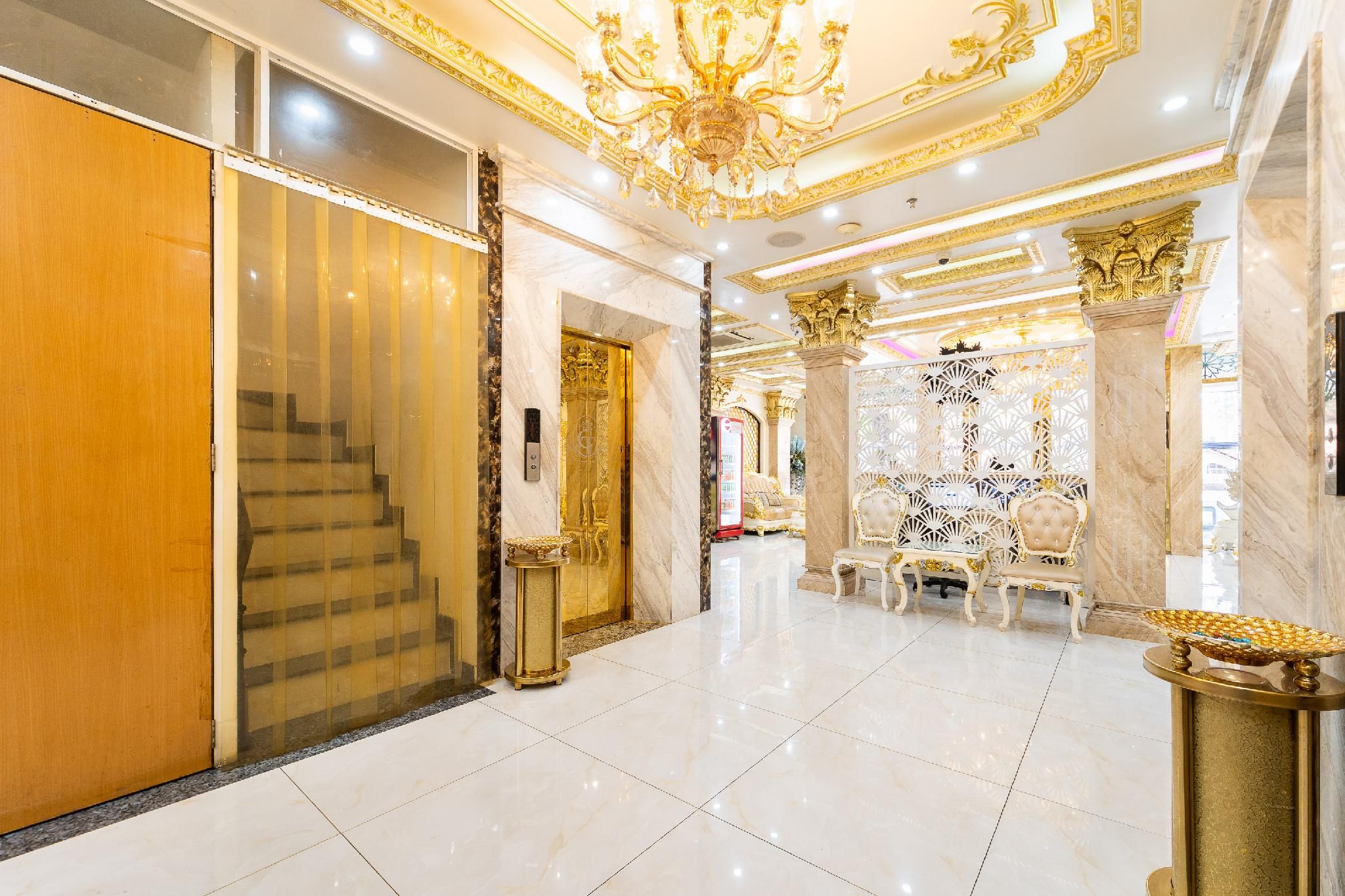 lobby