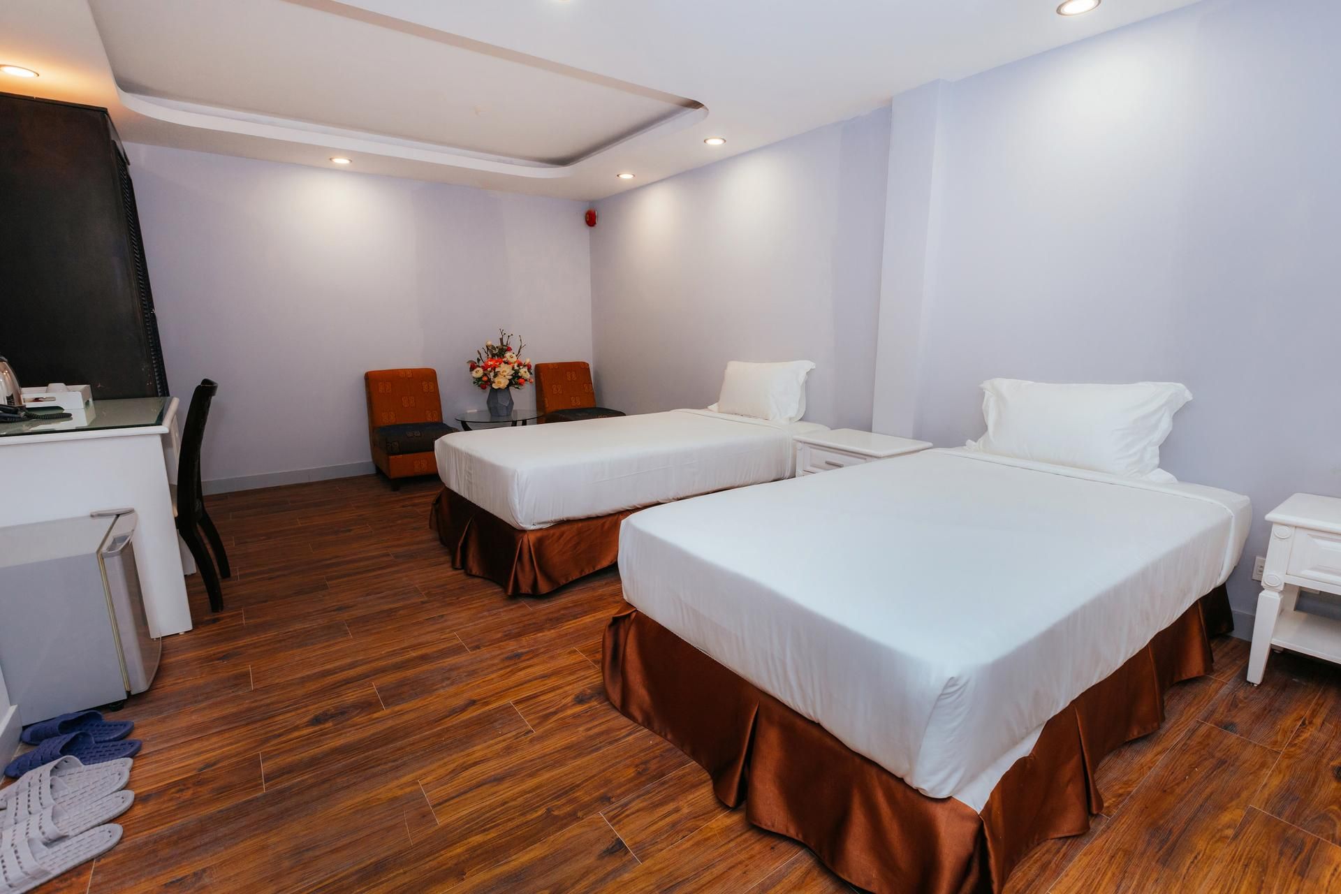 Twin Bed Room