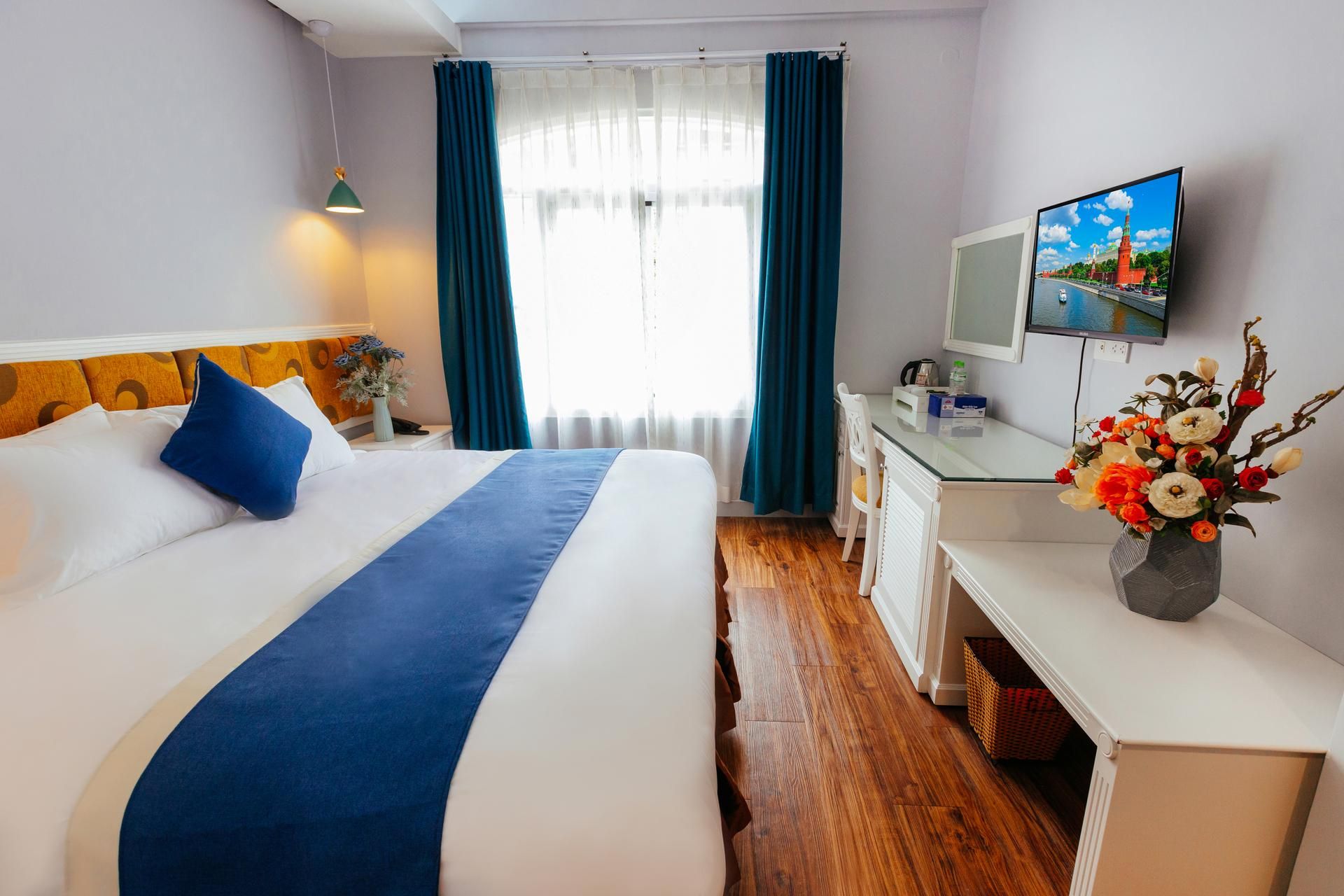 Deluxe Room City View