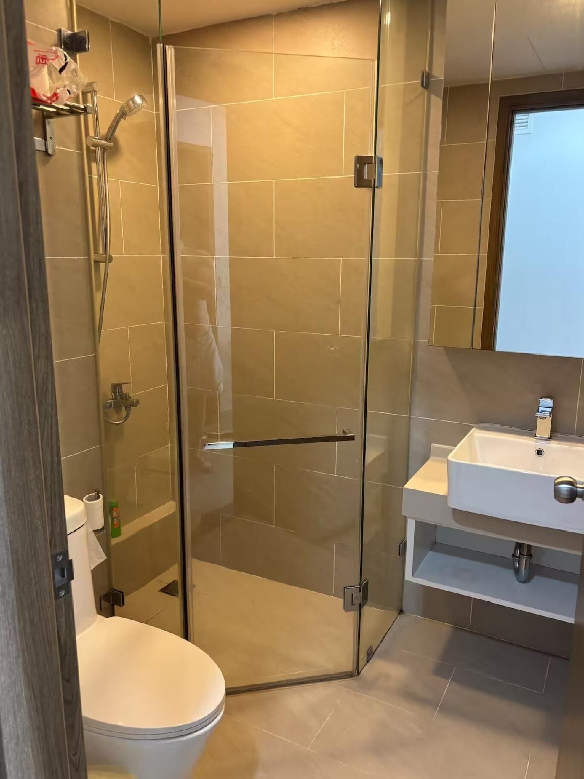 1-Bedroom Apartment