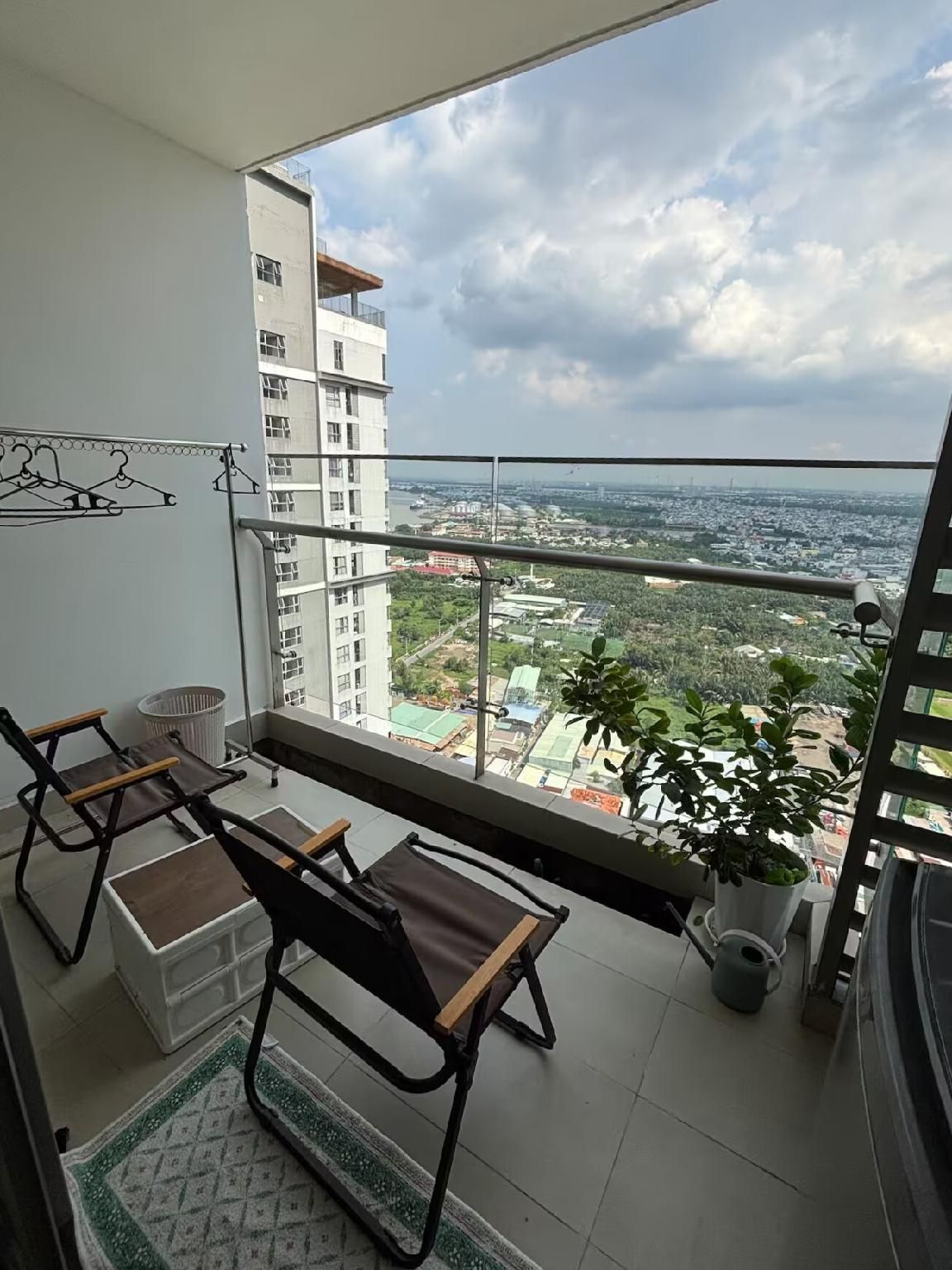 1-Bedroom Apartment