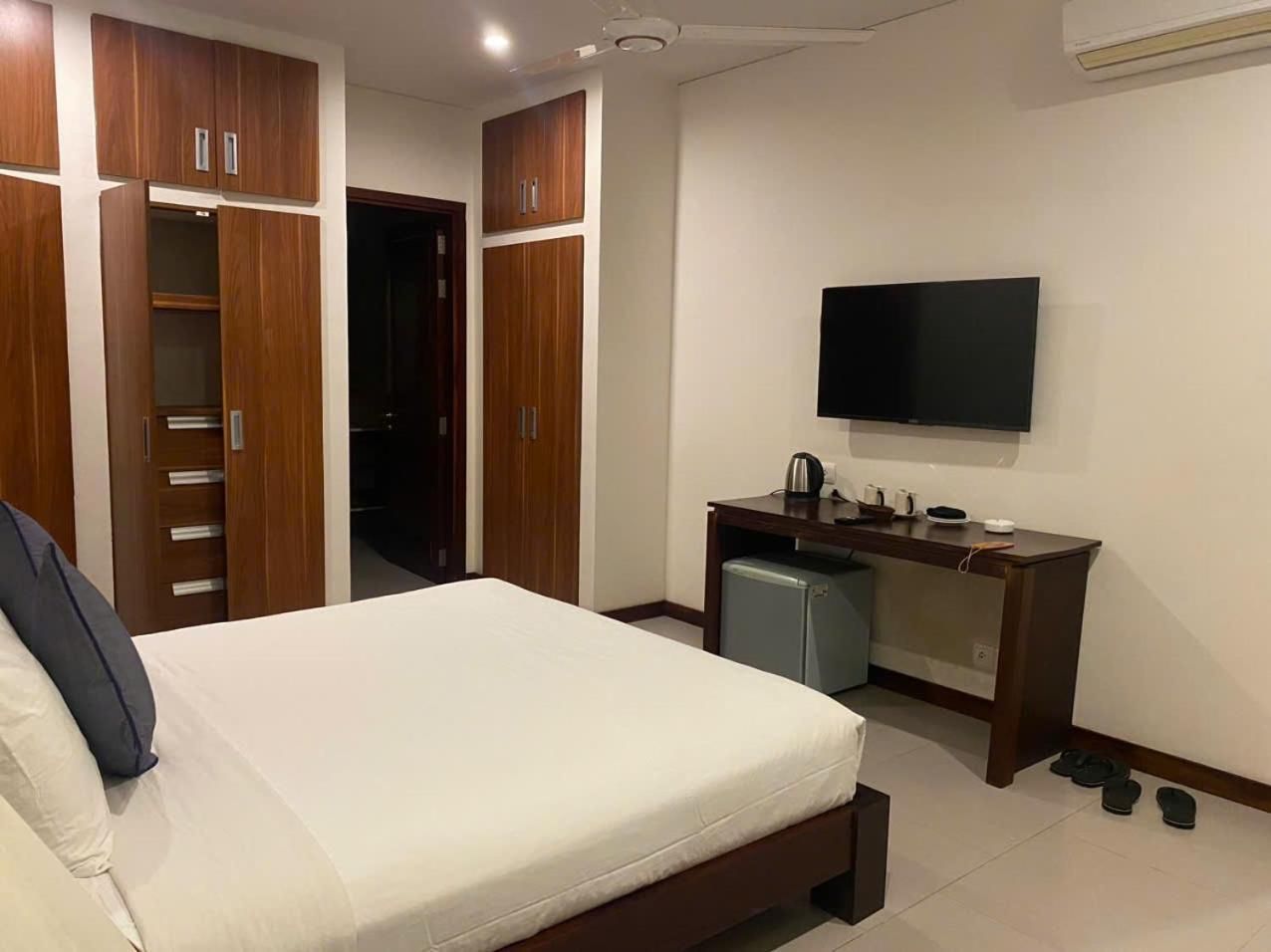 Suite with Garden View