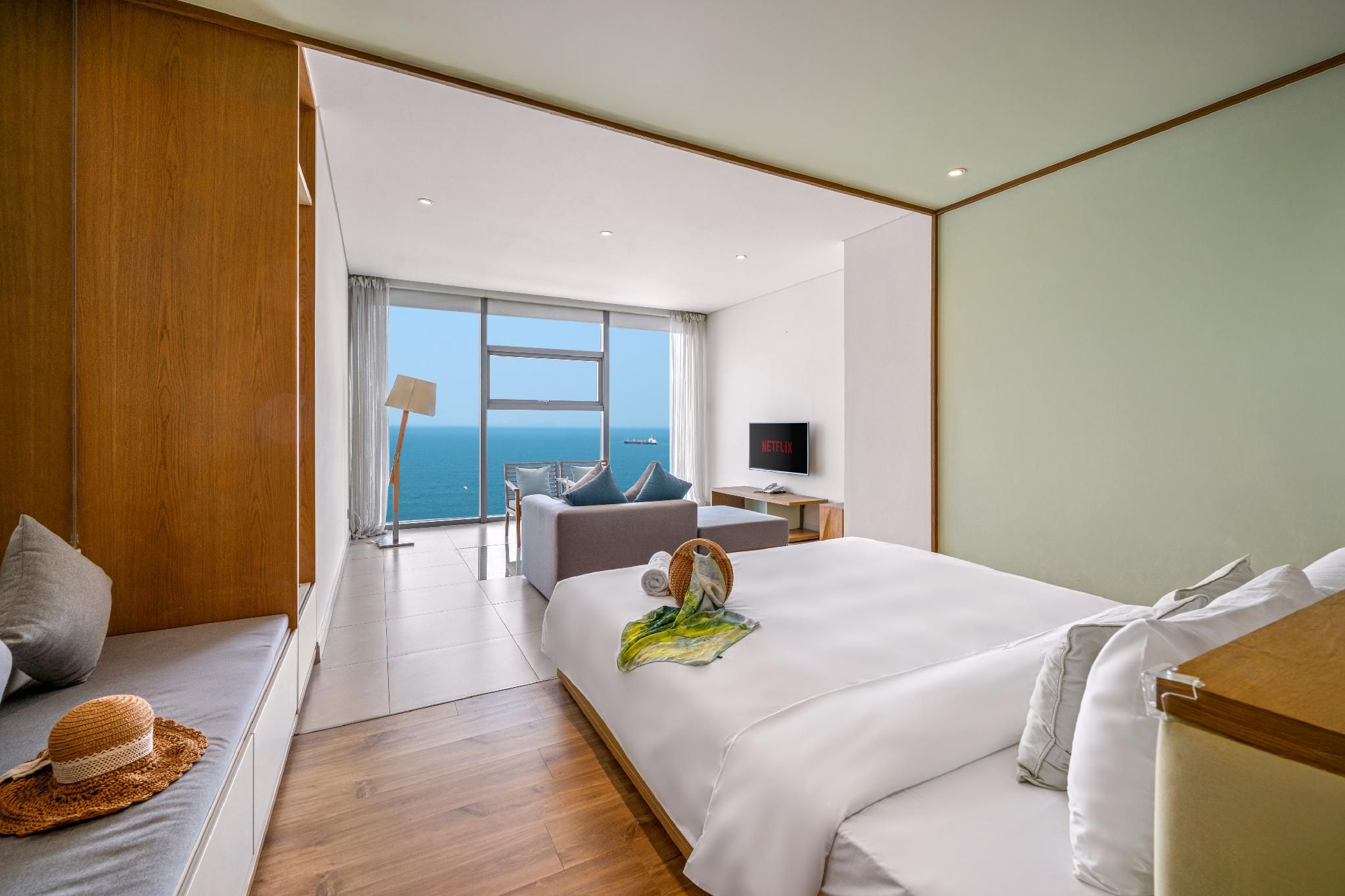 Seaview Family Suite 2 Bedroom - Room Number 1605