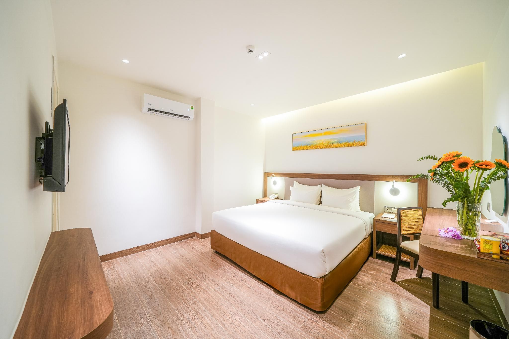 Deluxe Double or Twin Room No Window