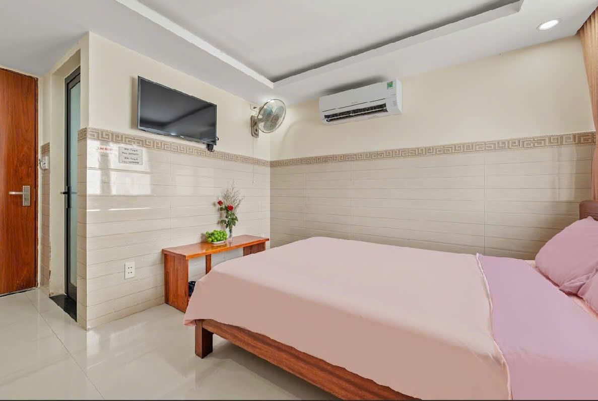 Bear Hotel & Homestay Double Room 2