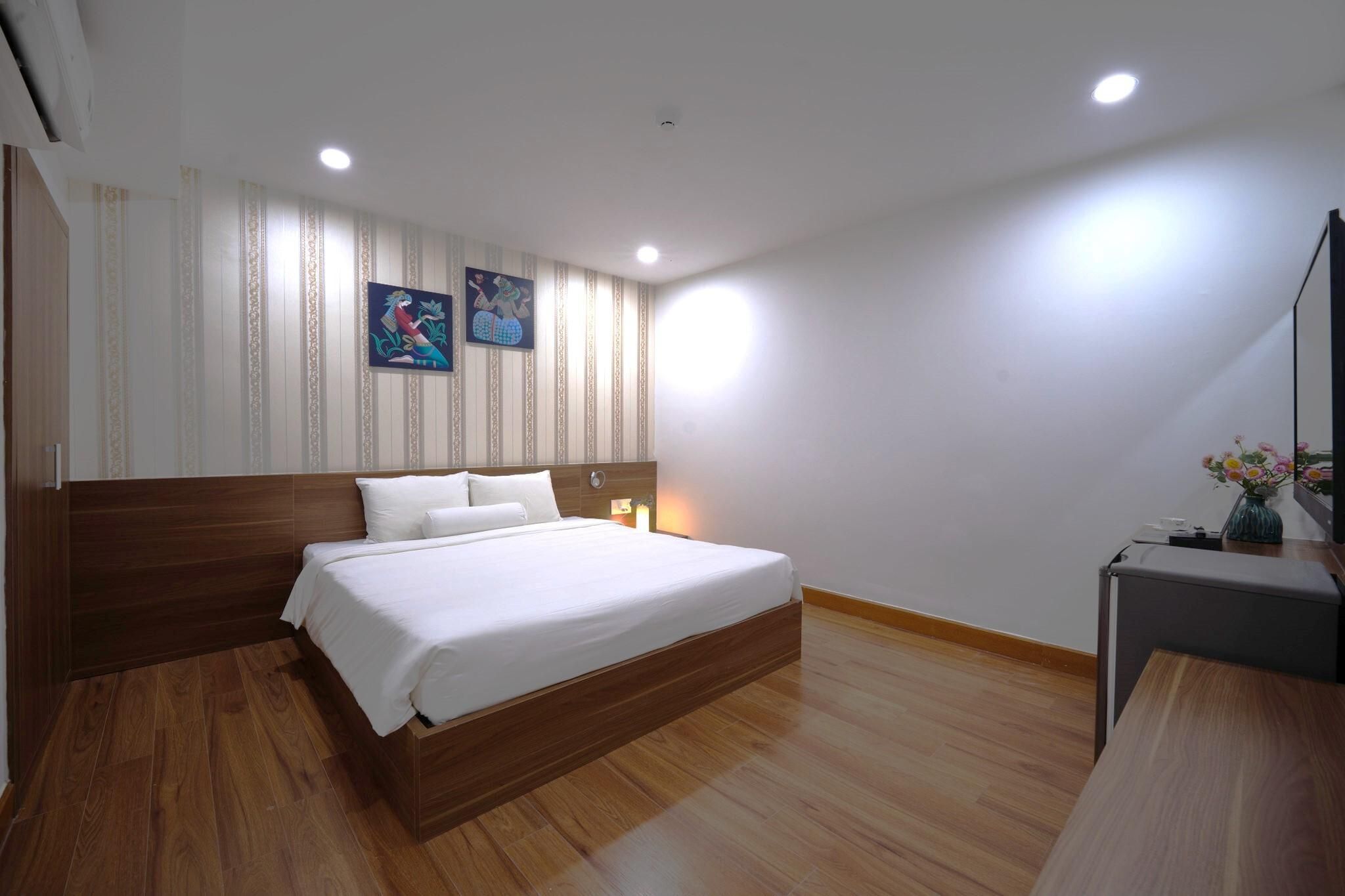 Standard Double Room - No View - Non-Smoking