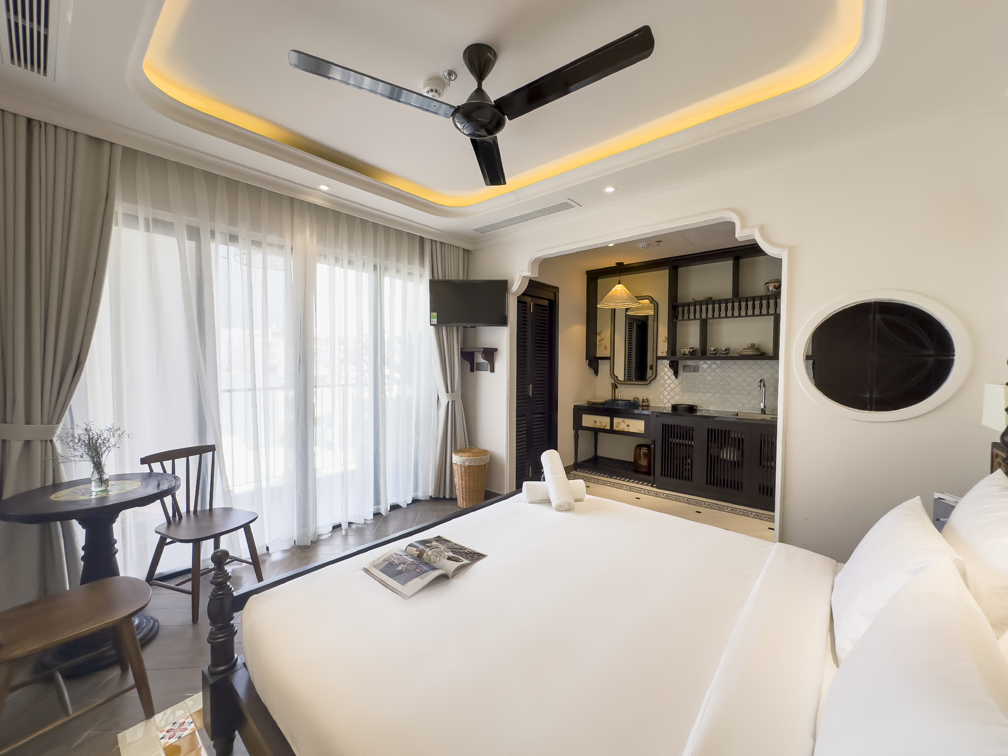 Natalie Indochine Hotel Danang by Haviland Superior Studio with Balcony 2