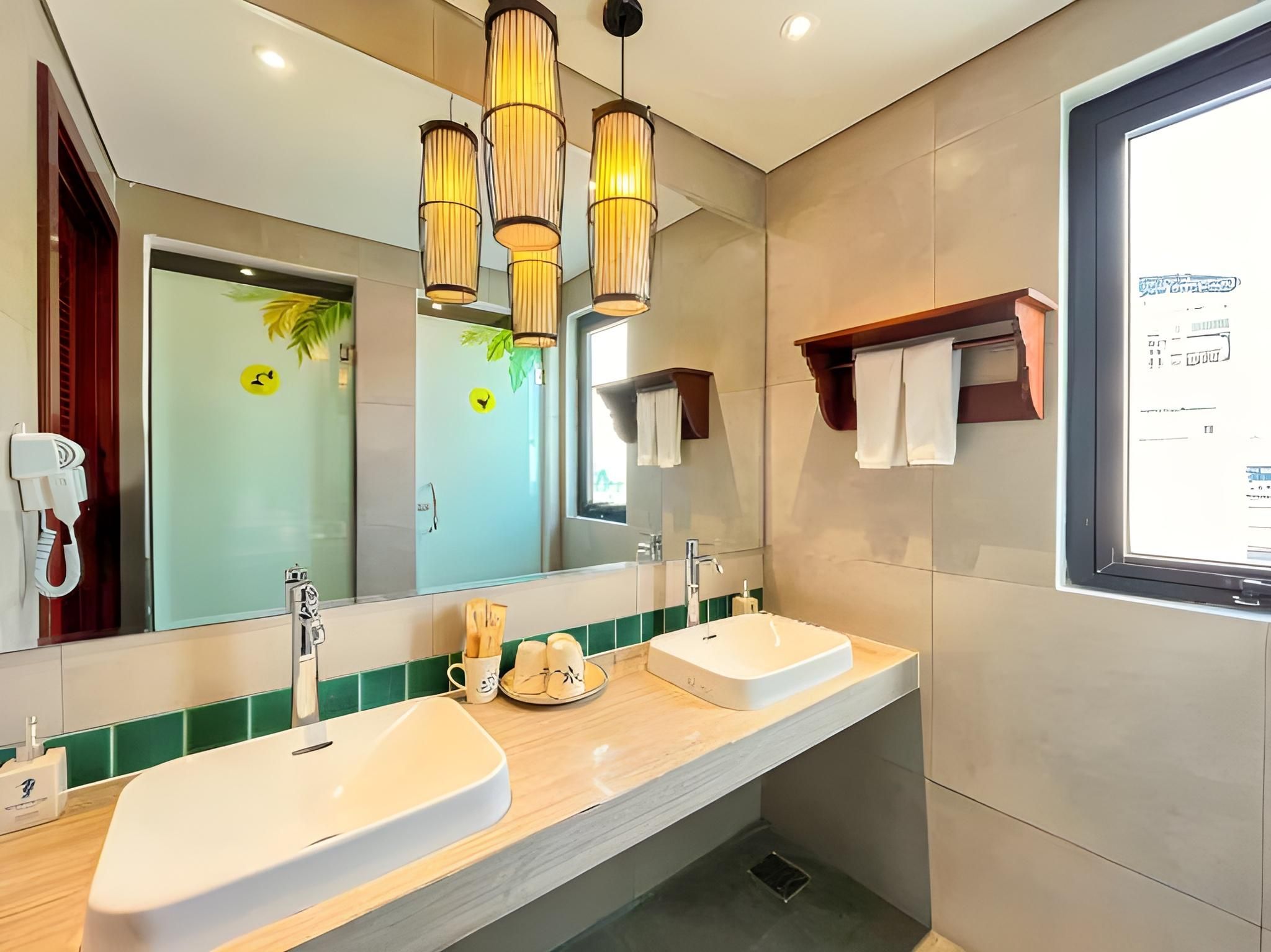 Two-Bedroom Apartment with City View