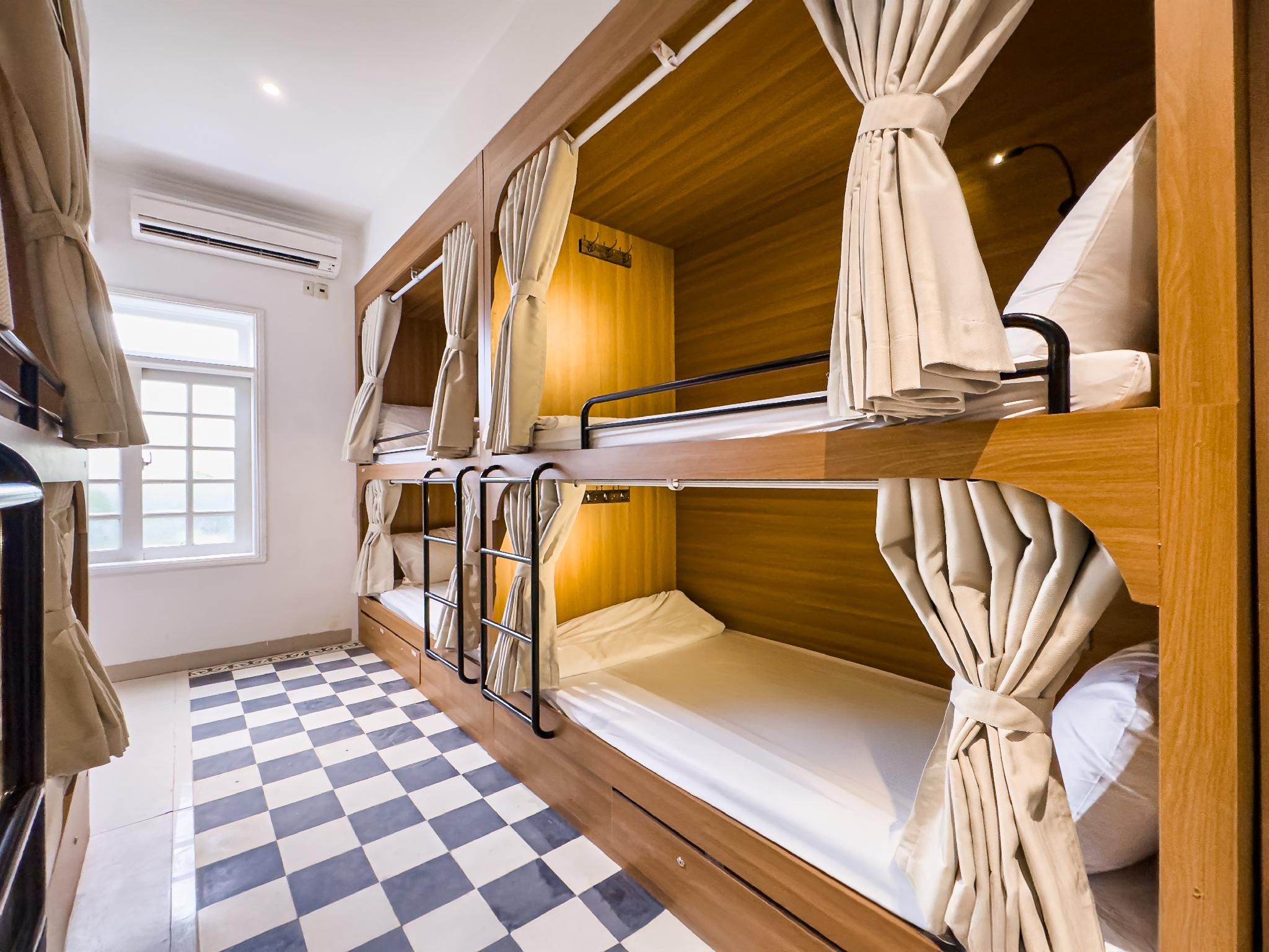 Entire 6-Bed Private Dormitory - Mixed