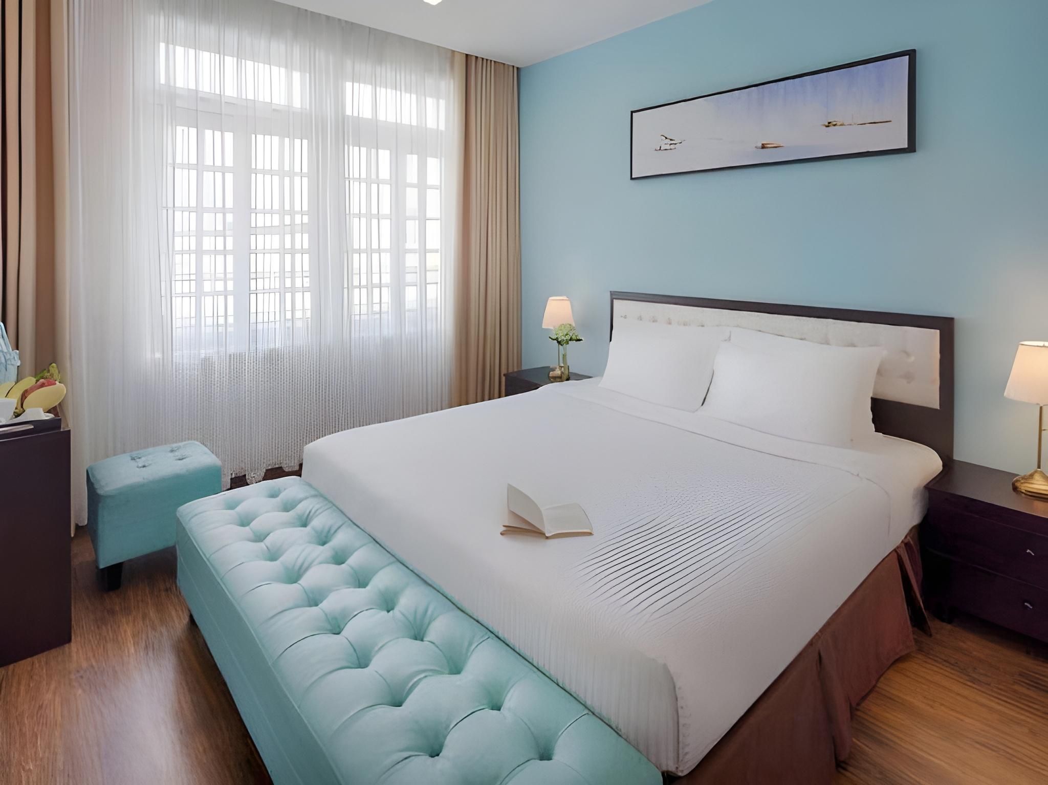 Deluxe One Bedroom Apartment