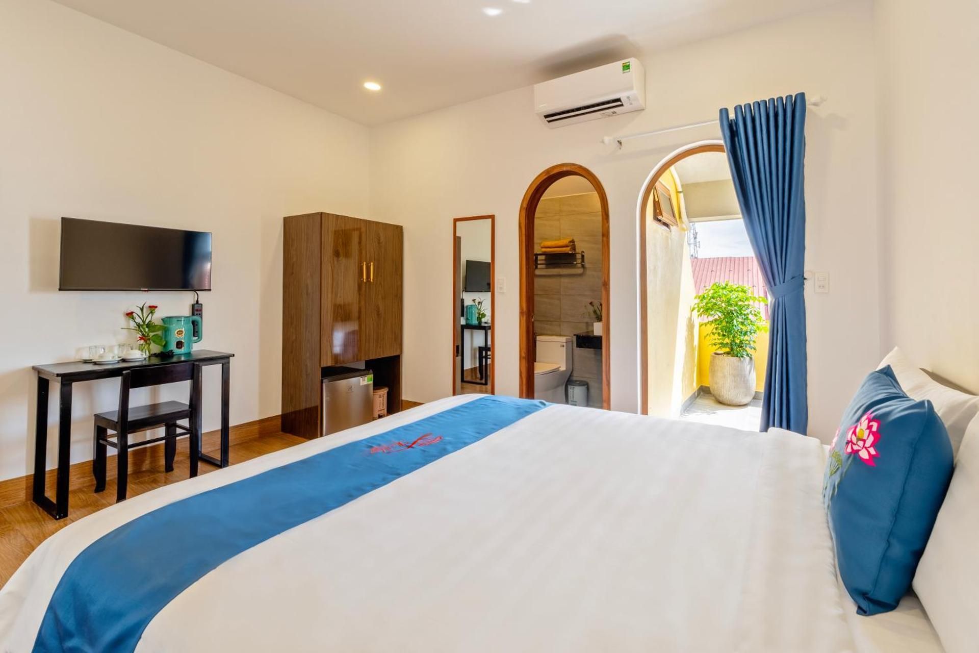 Economy Double Room