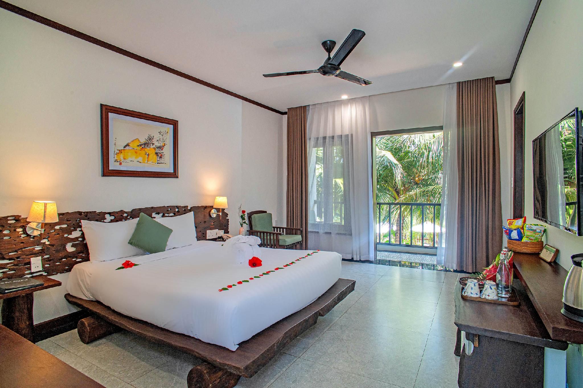 Superior Pool View Double Room